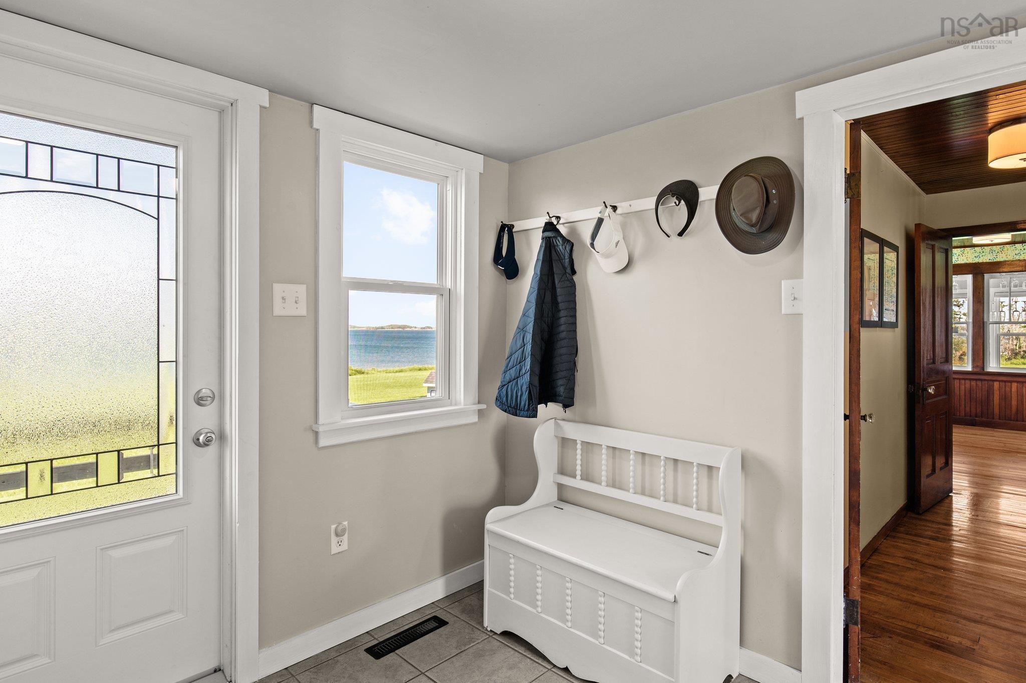$547,000.00: 172 Lintlops Road, Murphy Cove