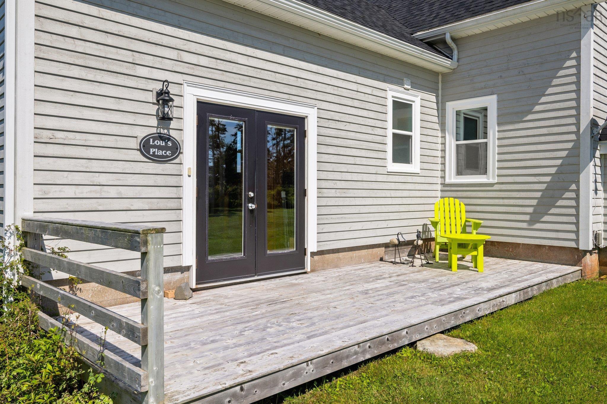 $547,000.00: 172 Lintlops Road, Murphy Cove