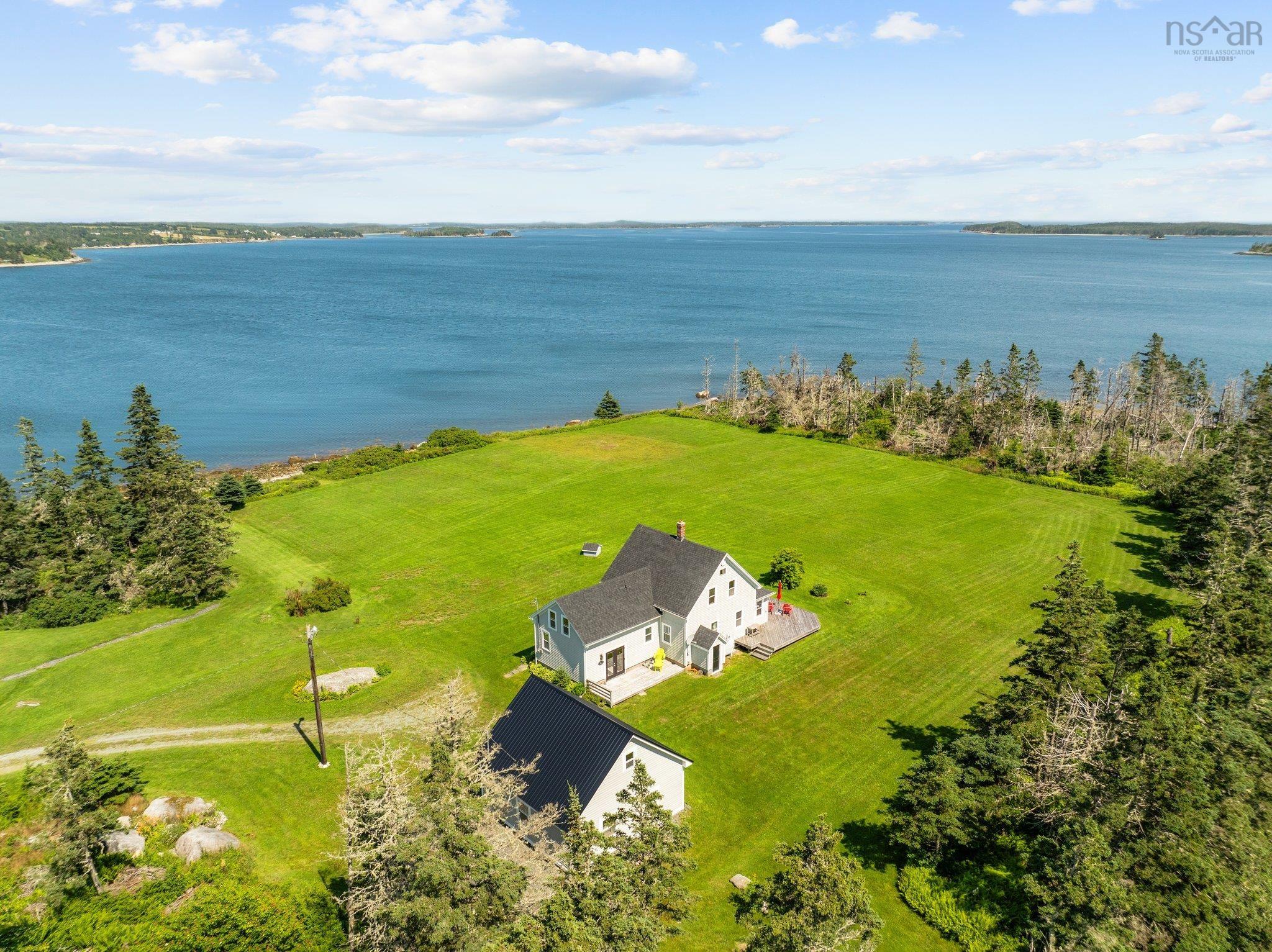 $547,000.00: 172 Lintlops Road, Murphy Cove