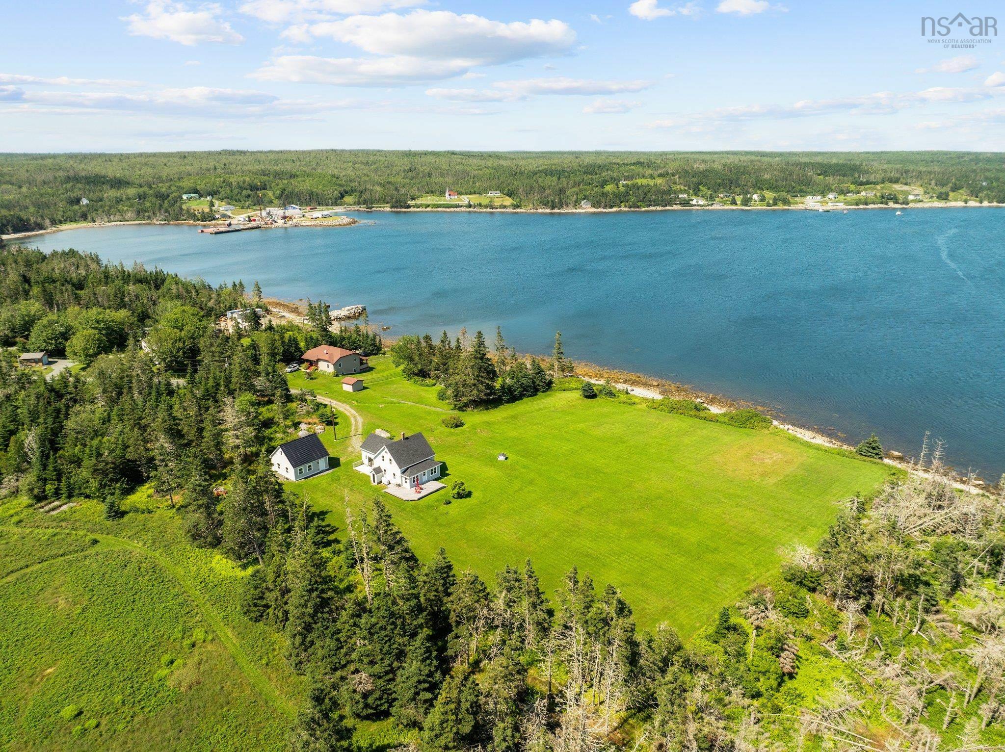$547,000.00: 172 Lintlops Road, Murphy Cove