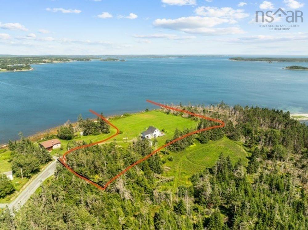 $547,000.00: 172 Lintlops Road, Murphy Cove