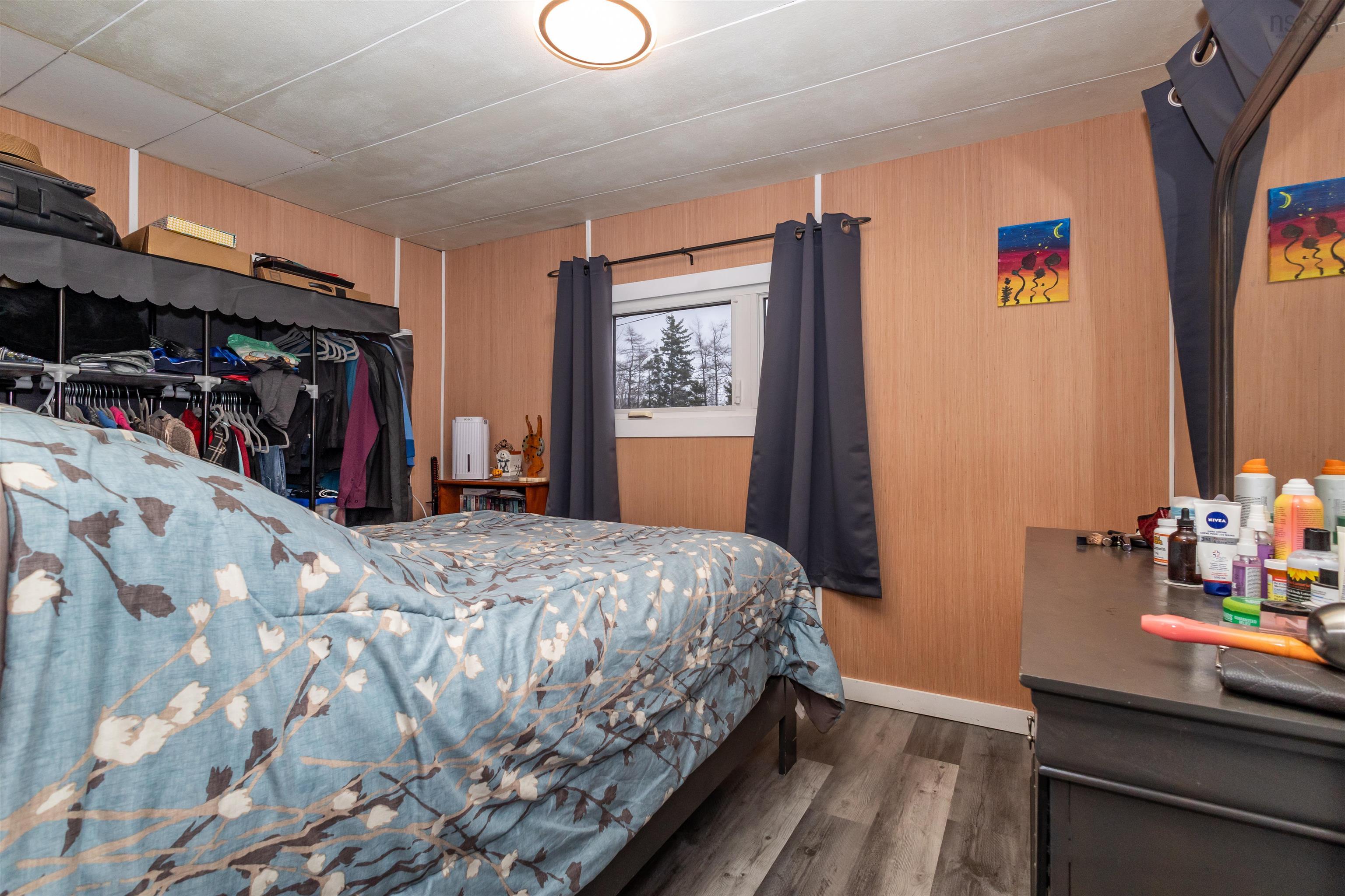 $109,900.00: 16 Whispering Pines Trailer Park Road, Mira Road