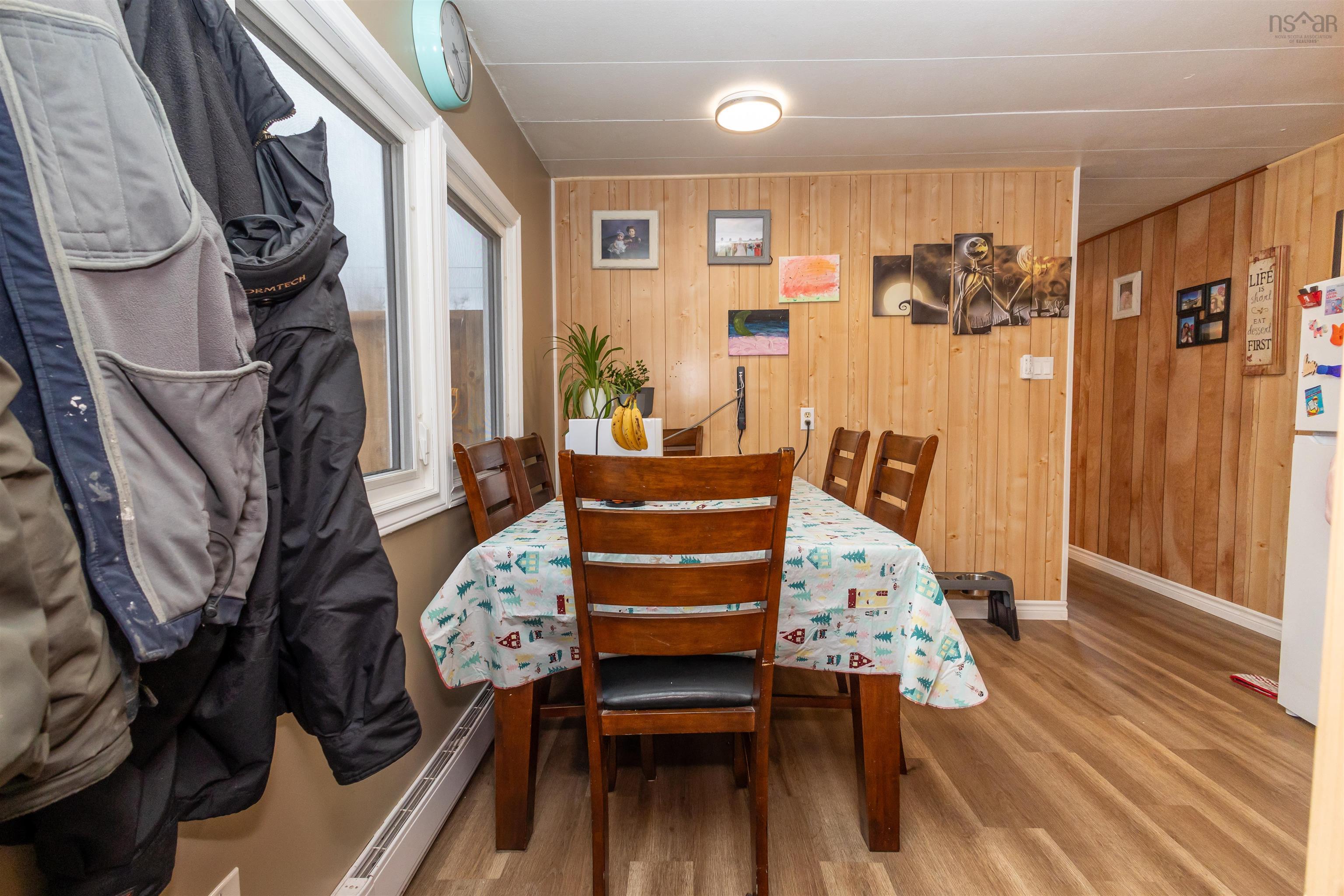 $109,900.00: 16 Whispering Pines Trailer Park Road, Mira Road