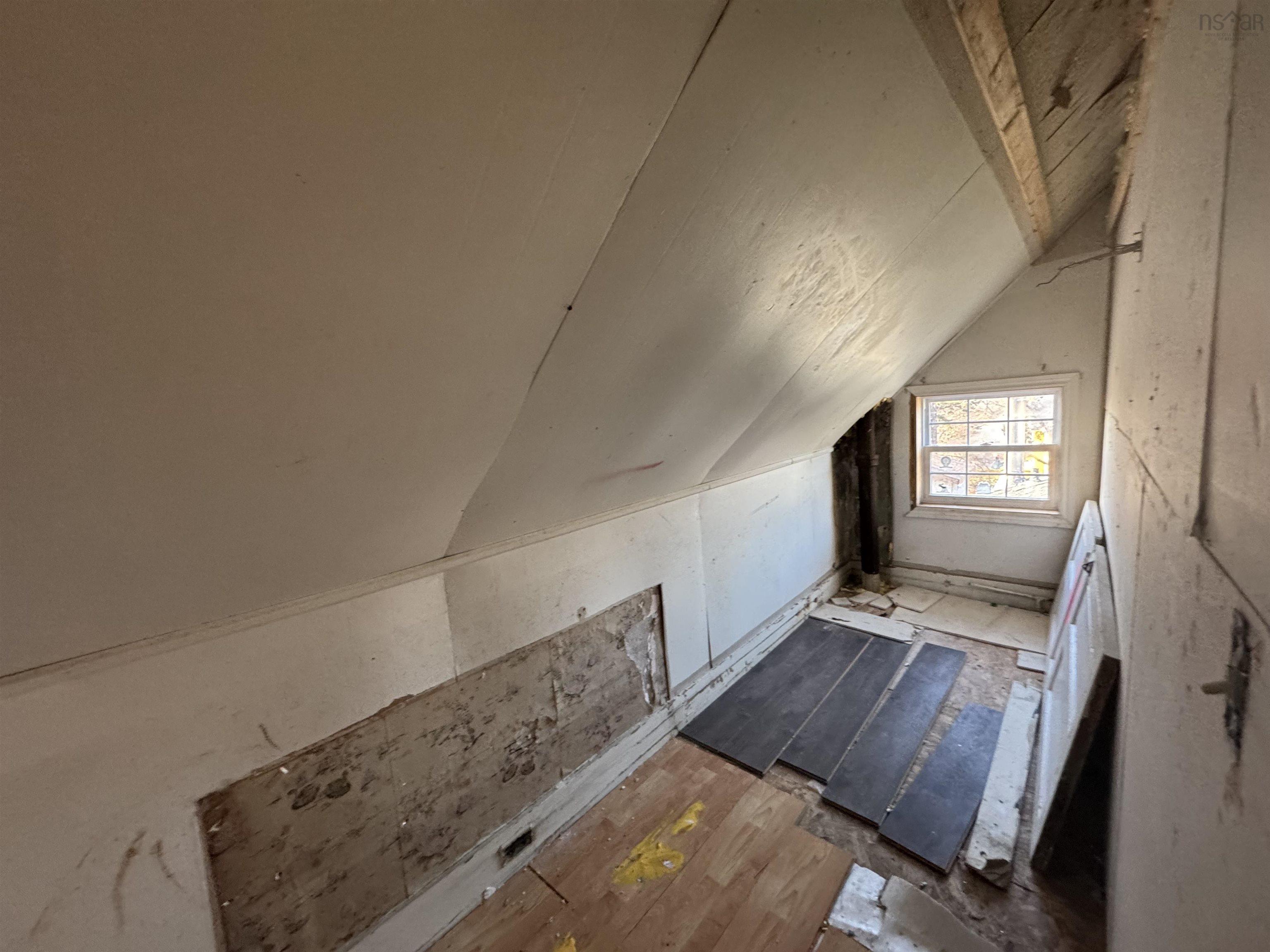 $56,700.00: 46 Clyde Avenue, Sydney Mines