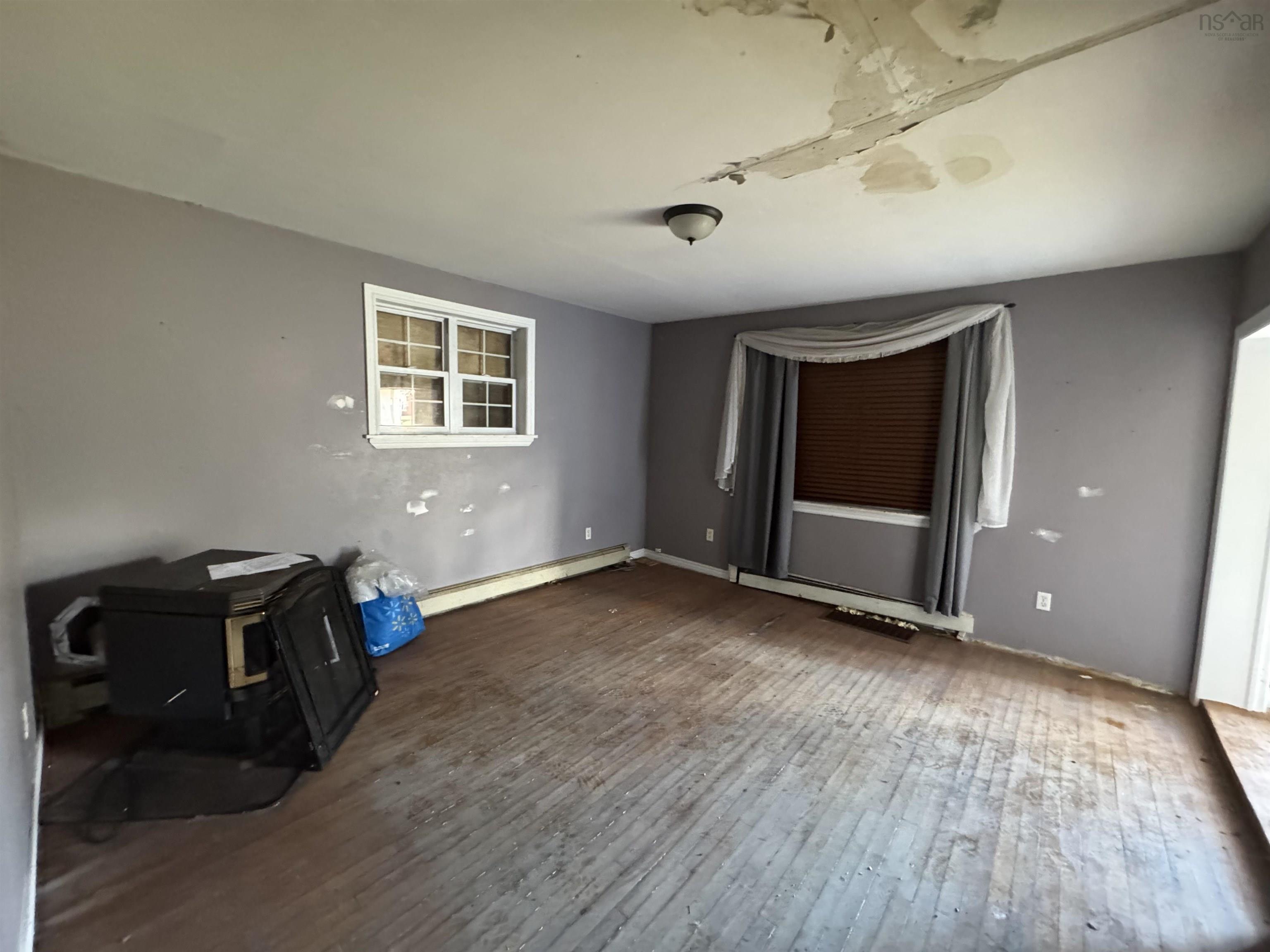 $56,700.00: 46 Clyde Avenue, Sydney Mines
