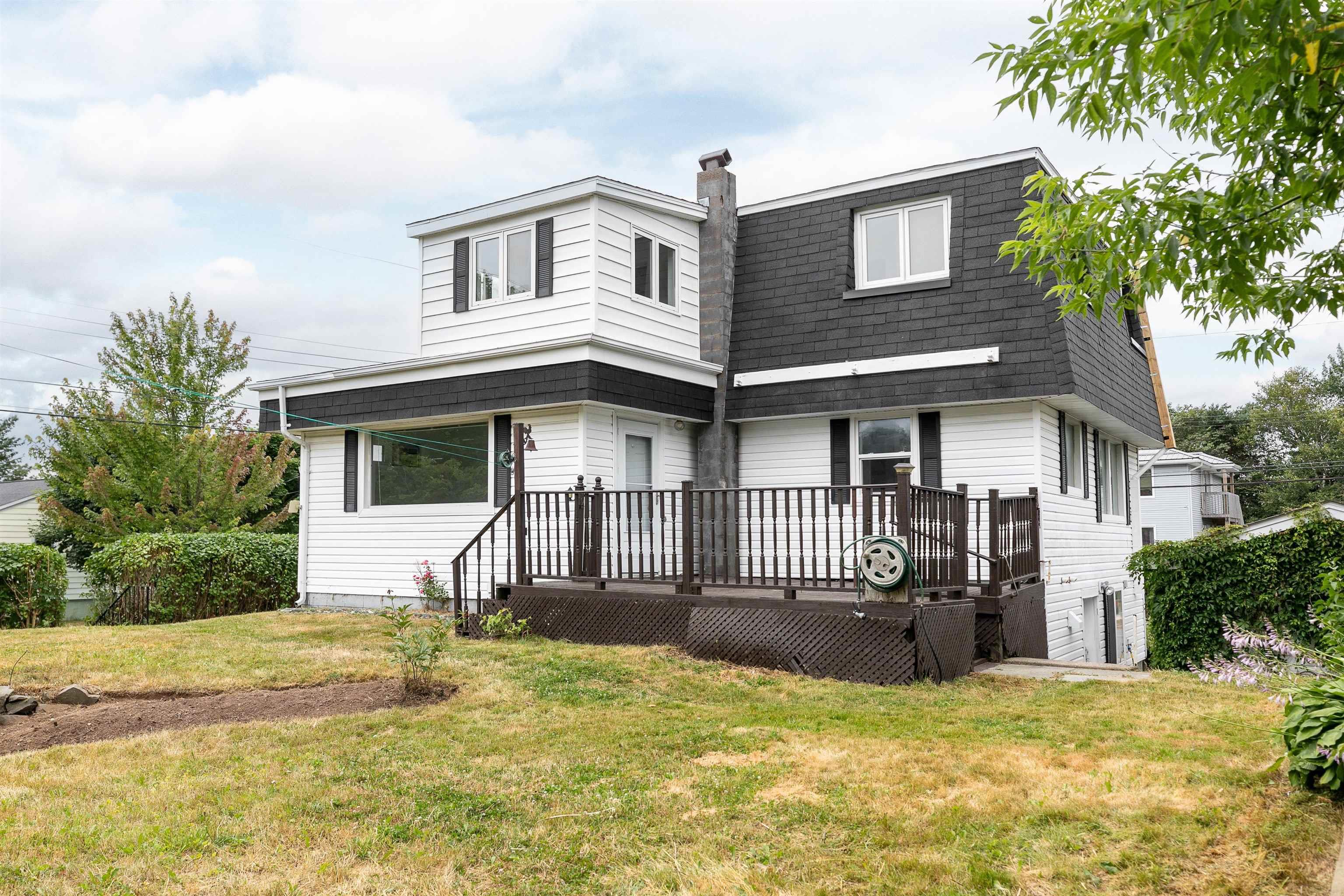 $549,900.00: 56 Woodland Avenue, Dartmouth
