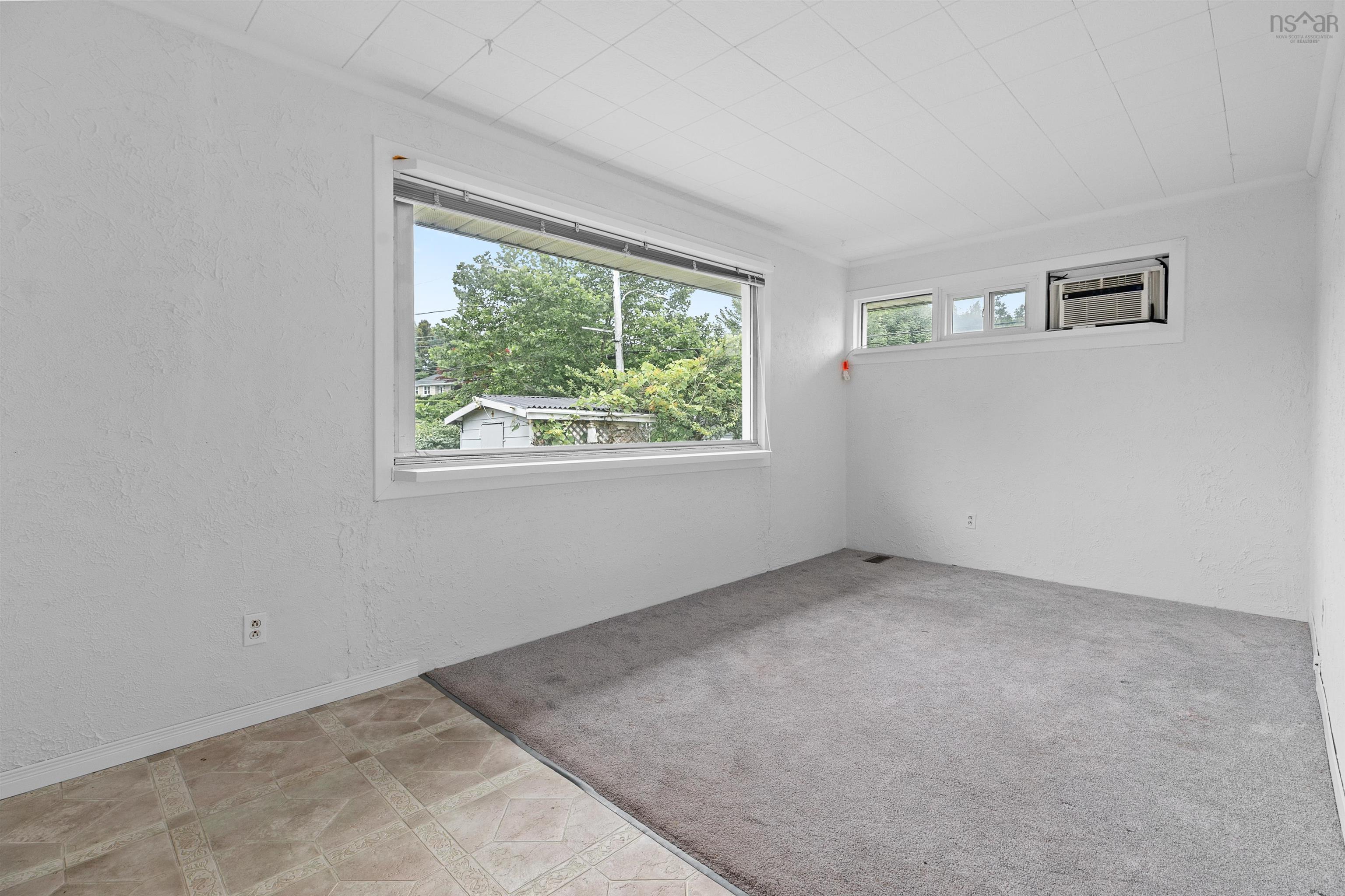 $549,900.00: 56 Woodland Avenue, Dartmouth