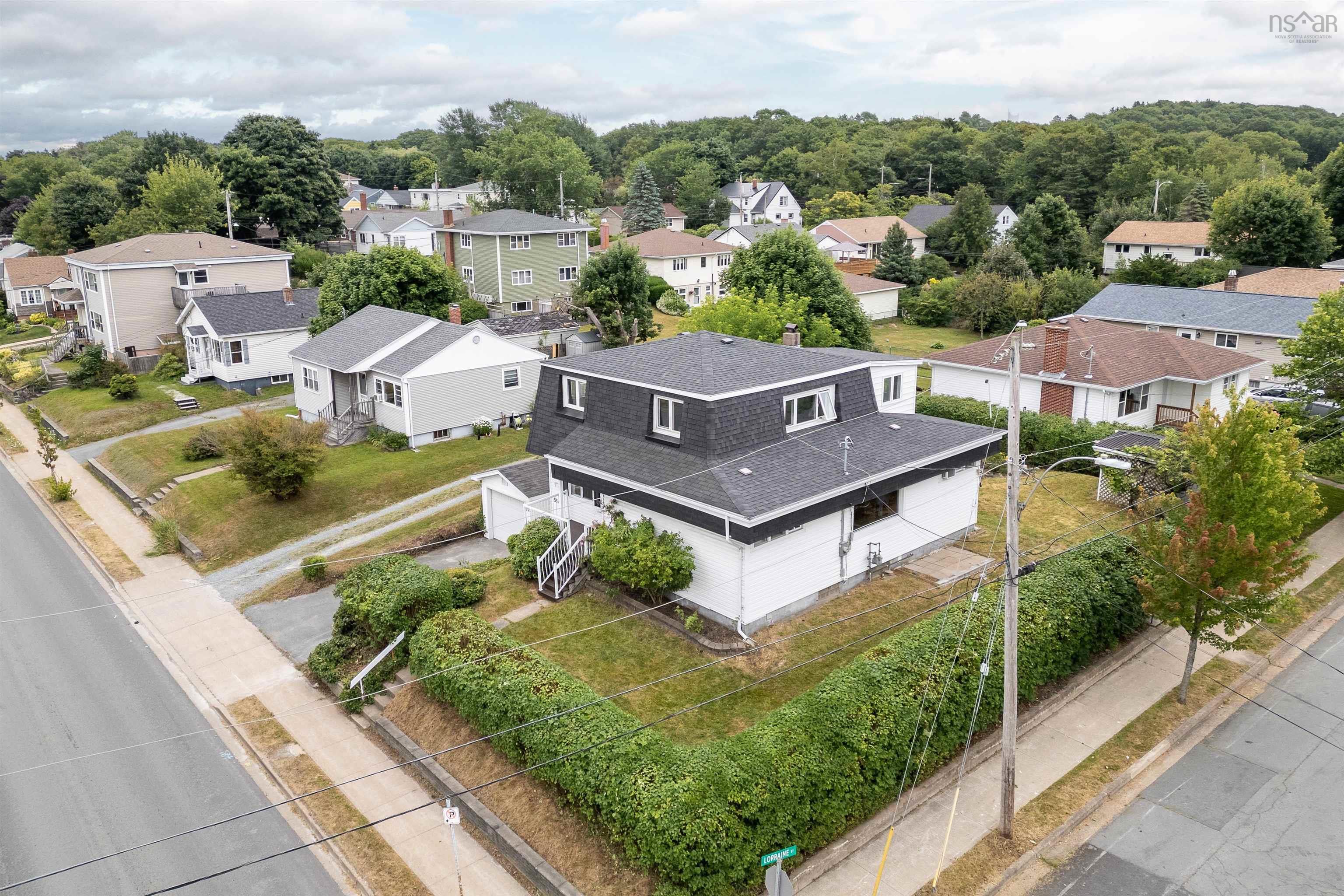 $549,900.00: 56 Woodland Avenue, Dartmouth