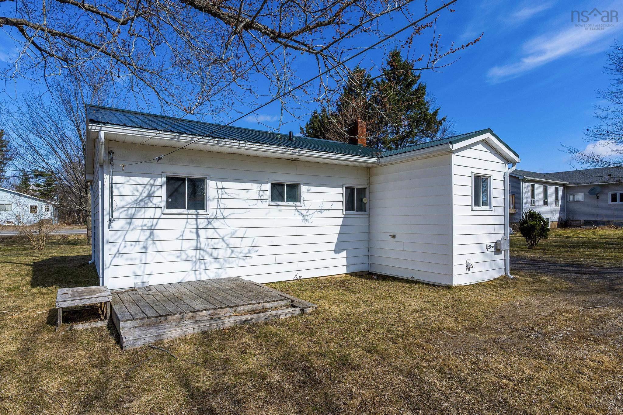 $215,000.00: 5356 Highway 1, Waterville