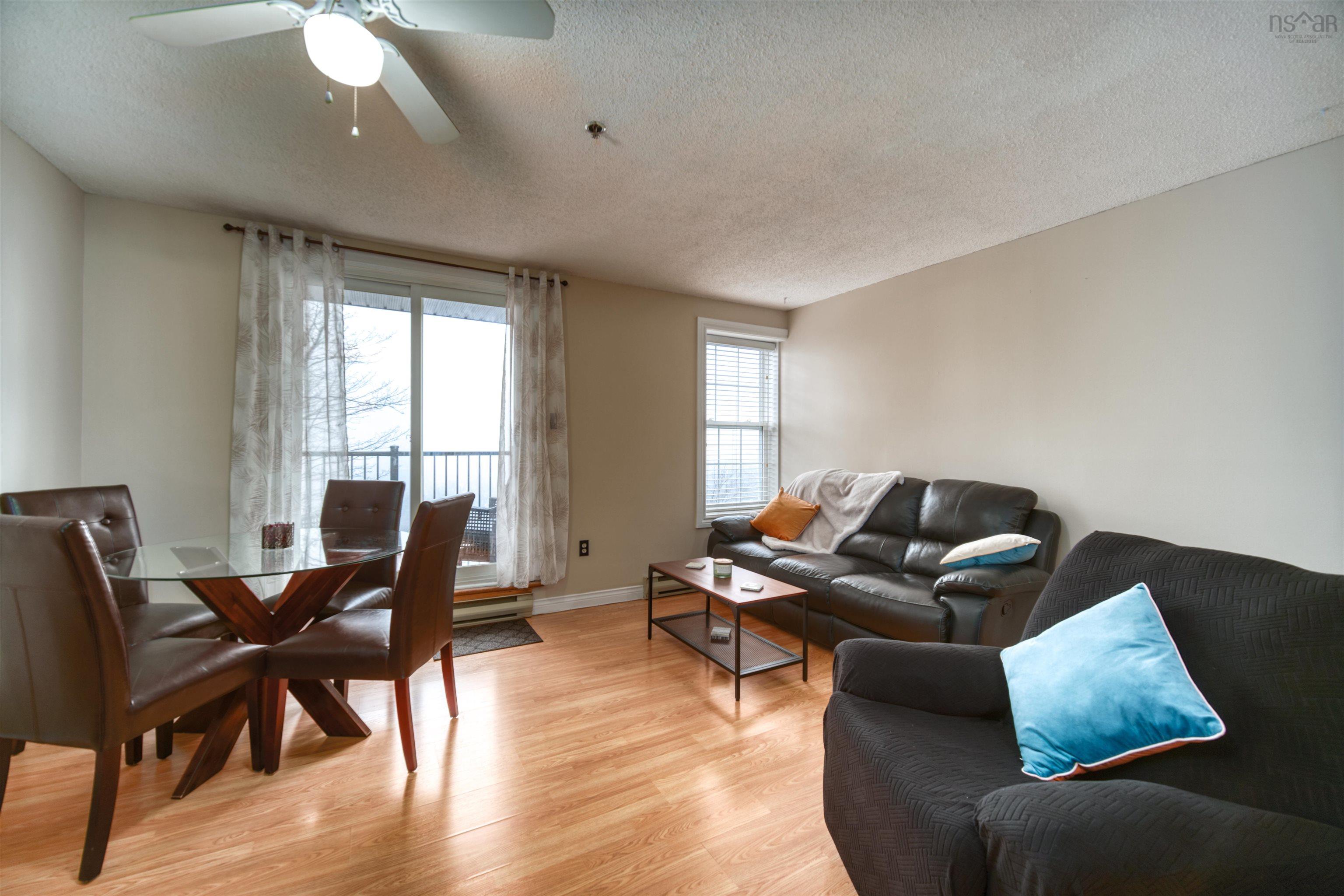 $249,000.00: 305 79 Collins Grove, Dartmouth