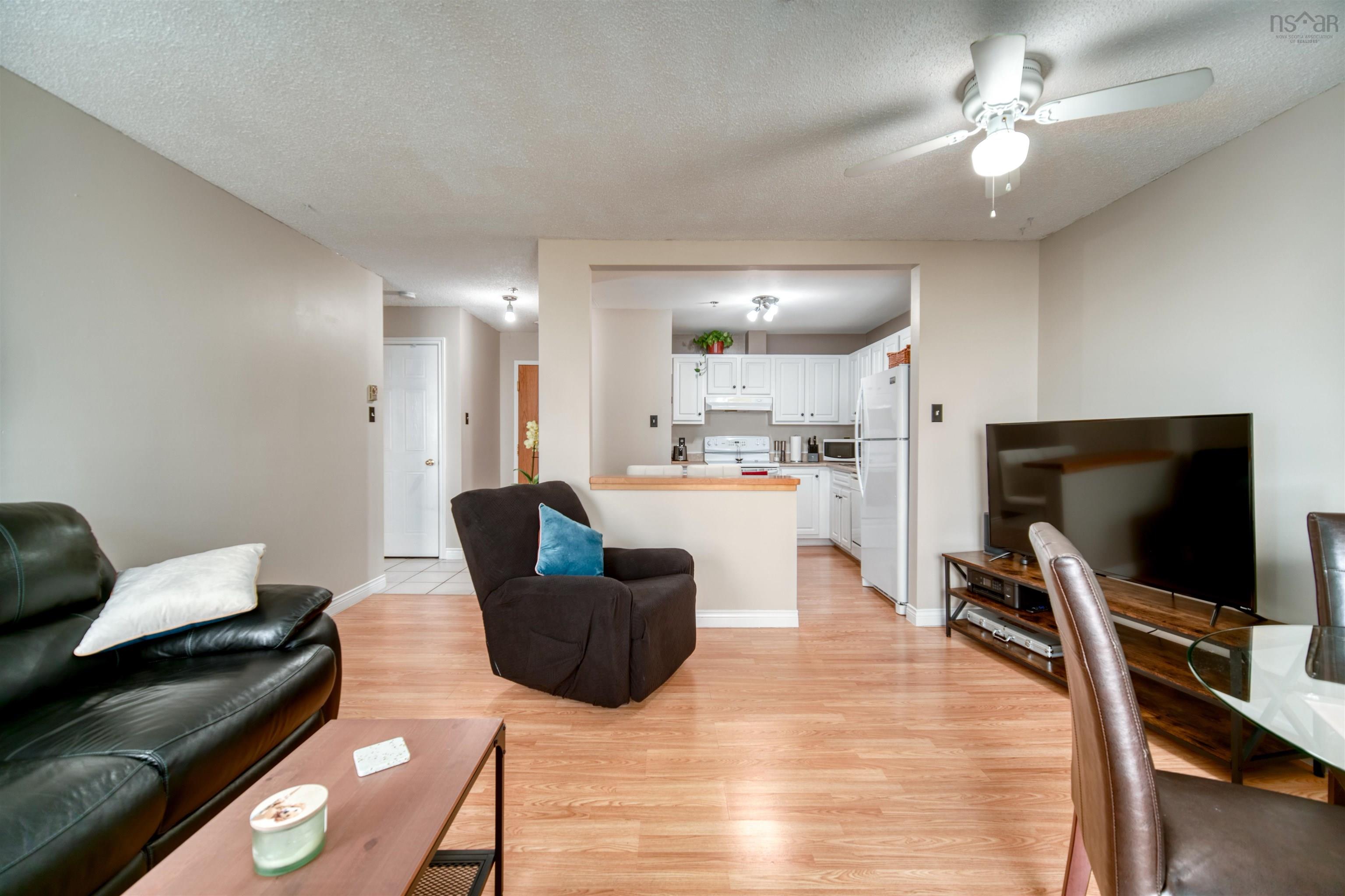 $249,000.00: 305 79 Collins Grove, Dartmouth