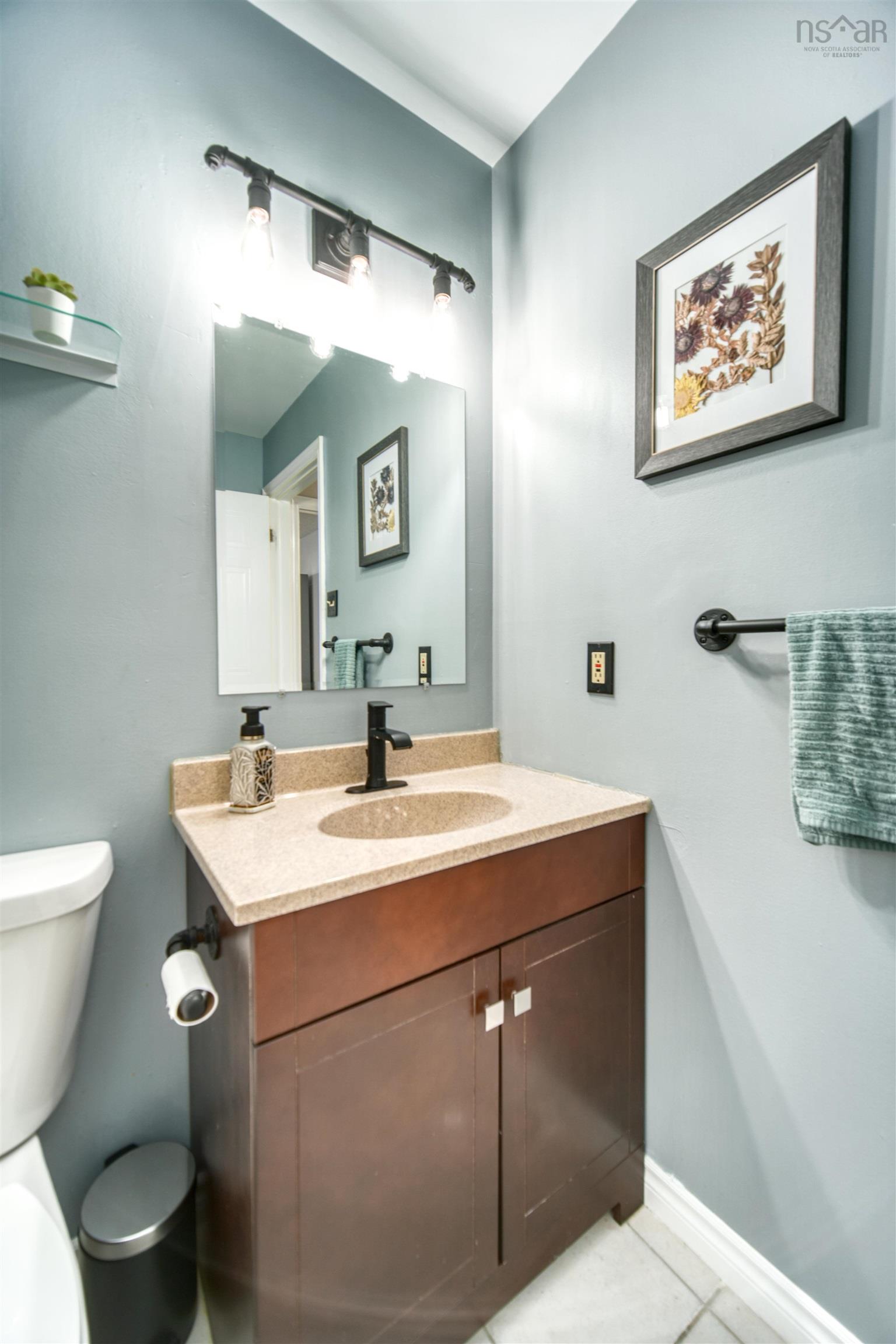 $249,000.00: 305 79 Collins Grove, Dartmouth