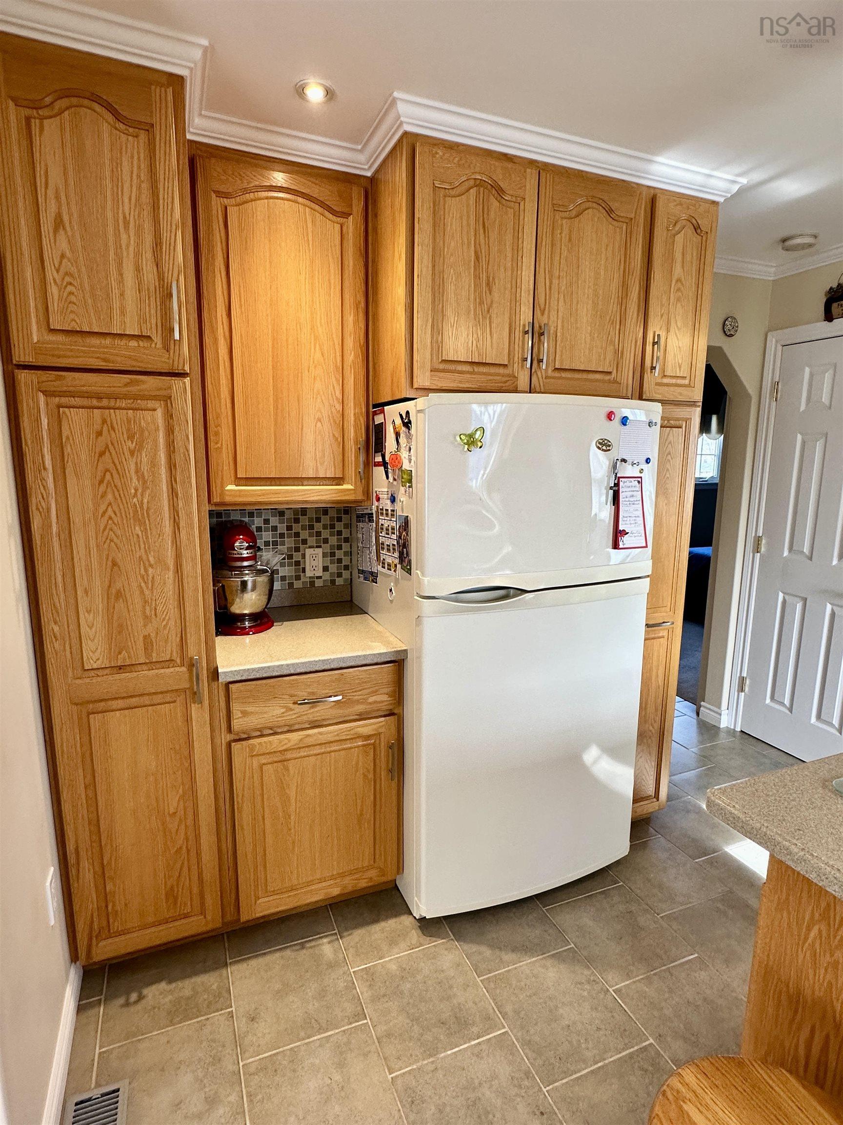 $349,900.00: 675 MAIN Street, Liverpool