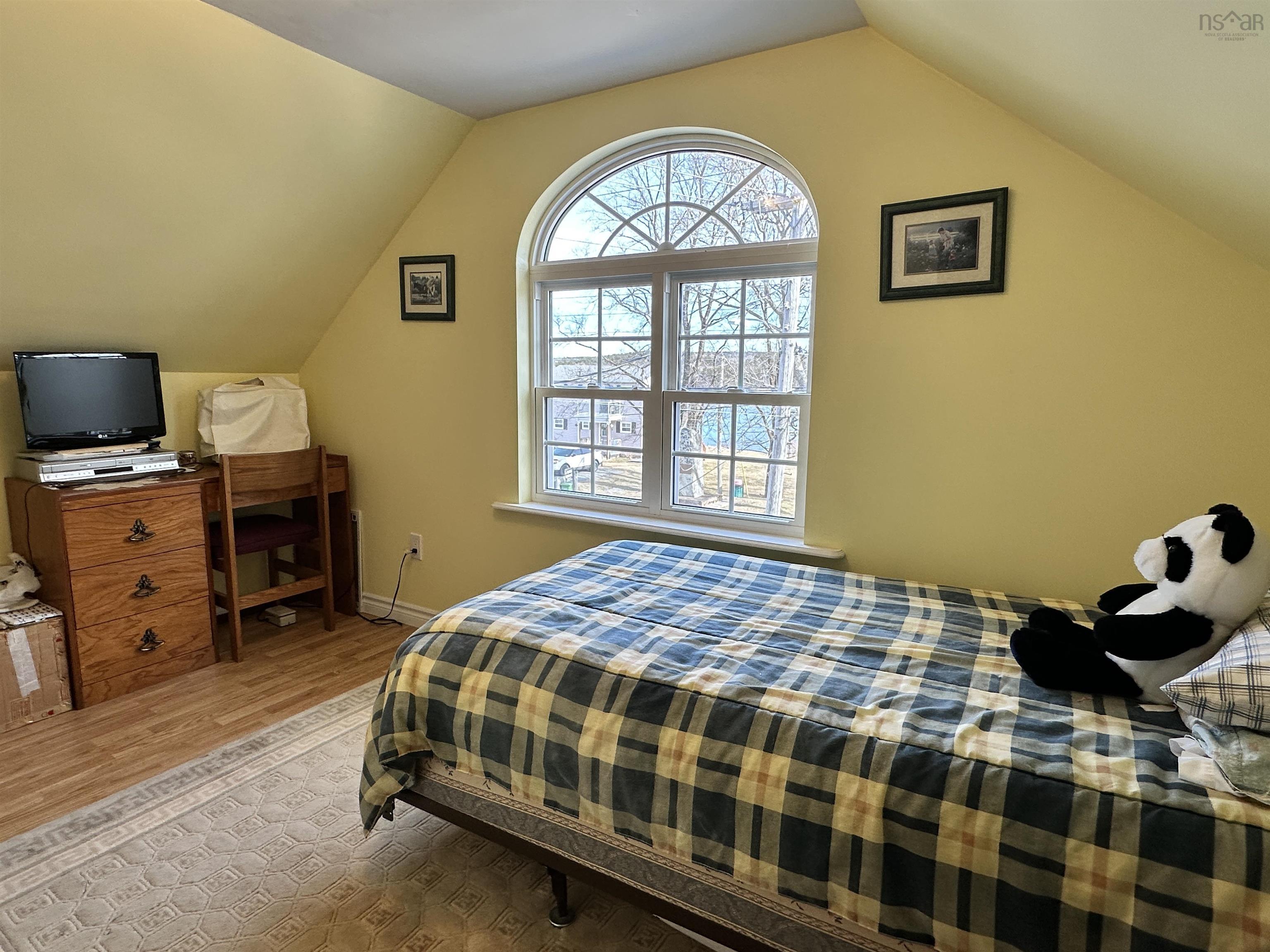 $349,900.00: 675 MAIN Street, Liverpool