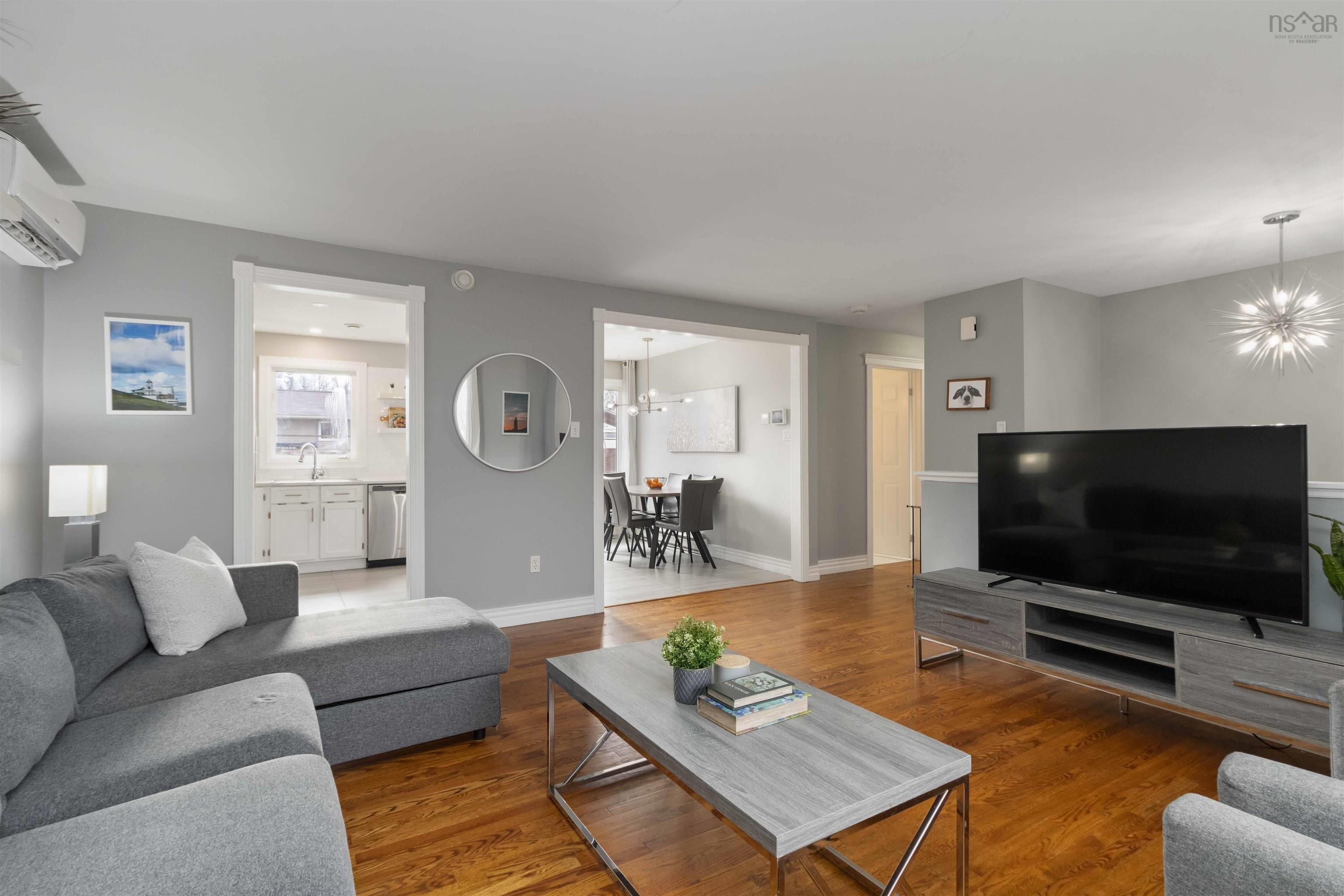 $524,900.00: 50 Ashdale Crescent, Timberlea