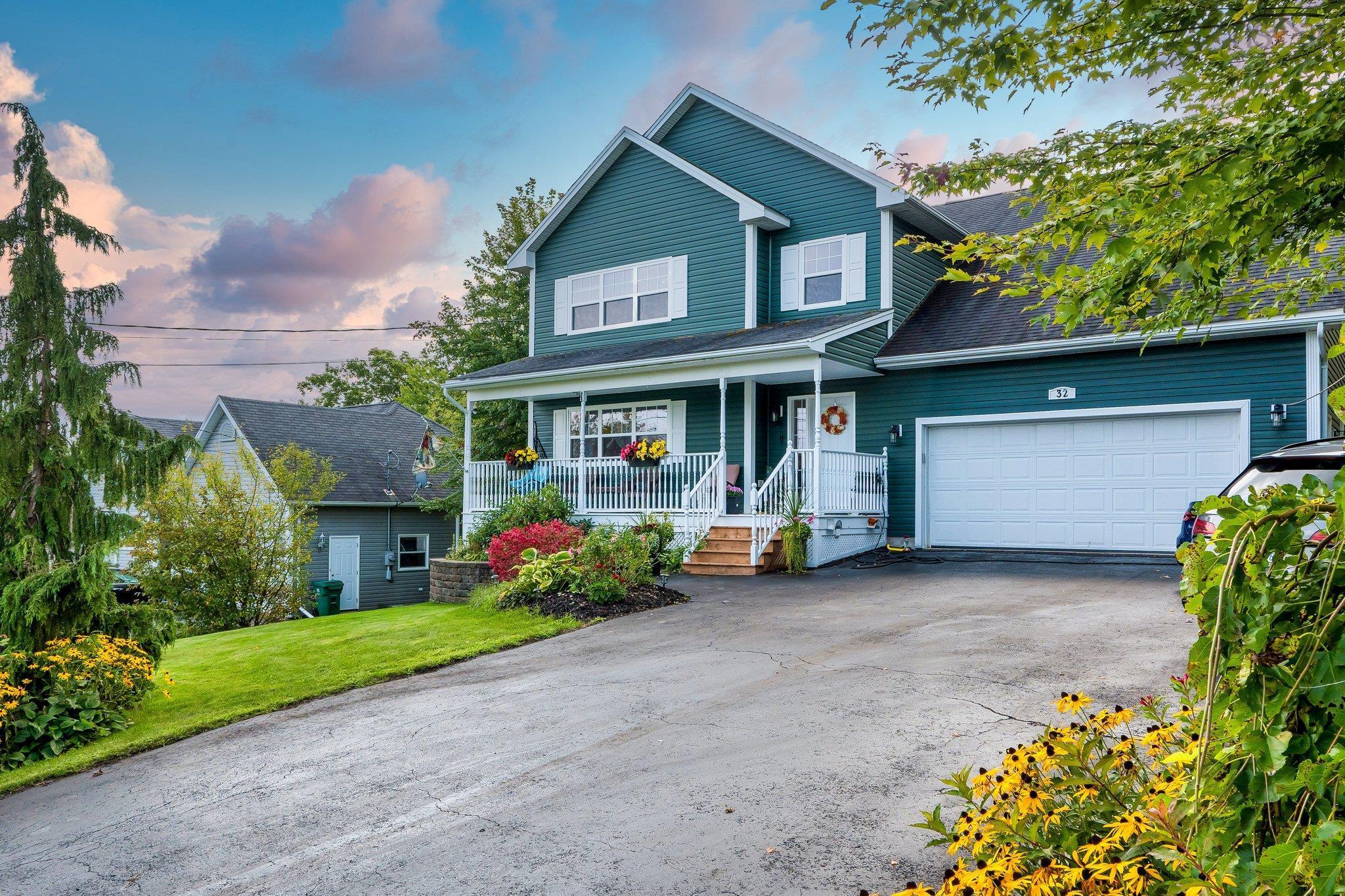 $699,999.00: 32 Halewood Drive, Falmouth