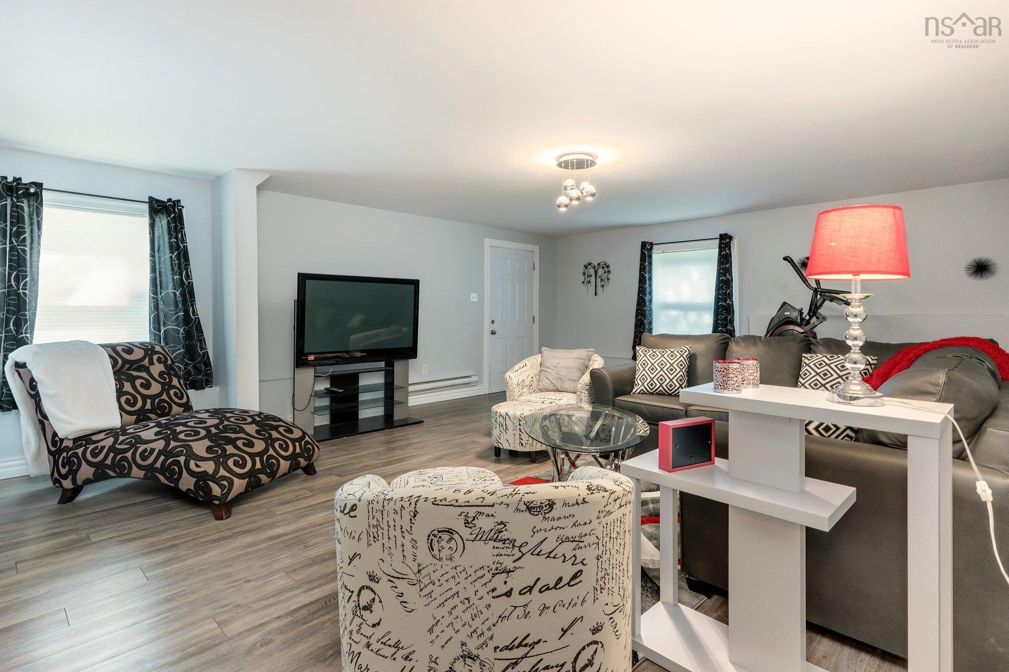 $699,999.00: 32 Halewood Drive, Falmouth