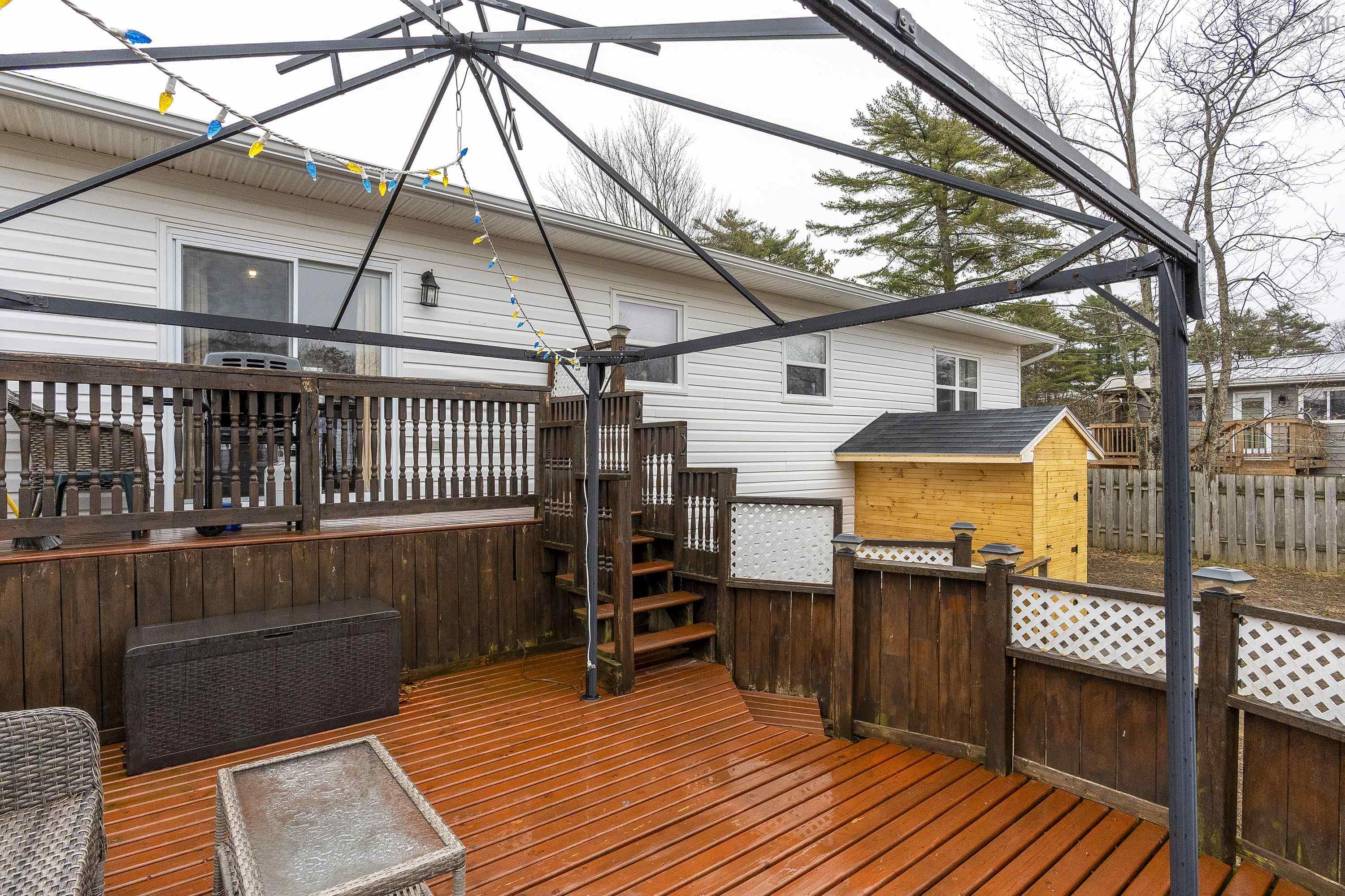 $519,900.00: 1003 Kenwood Avenue, Greenwood