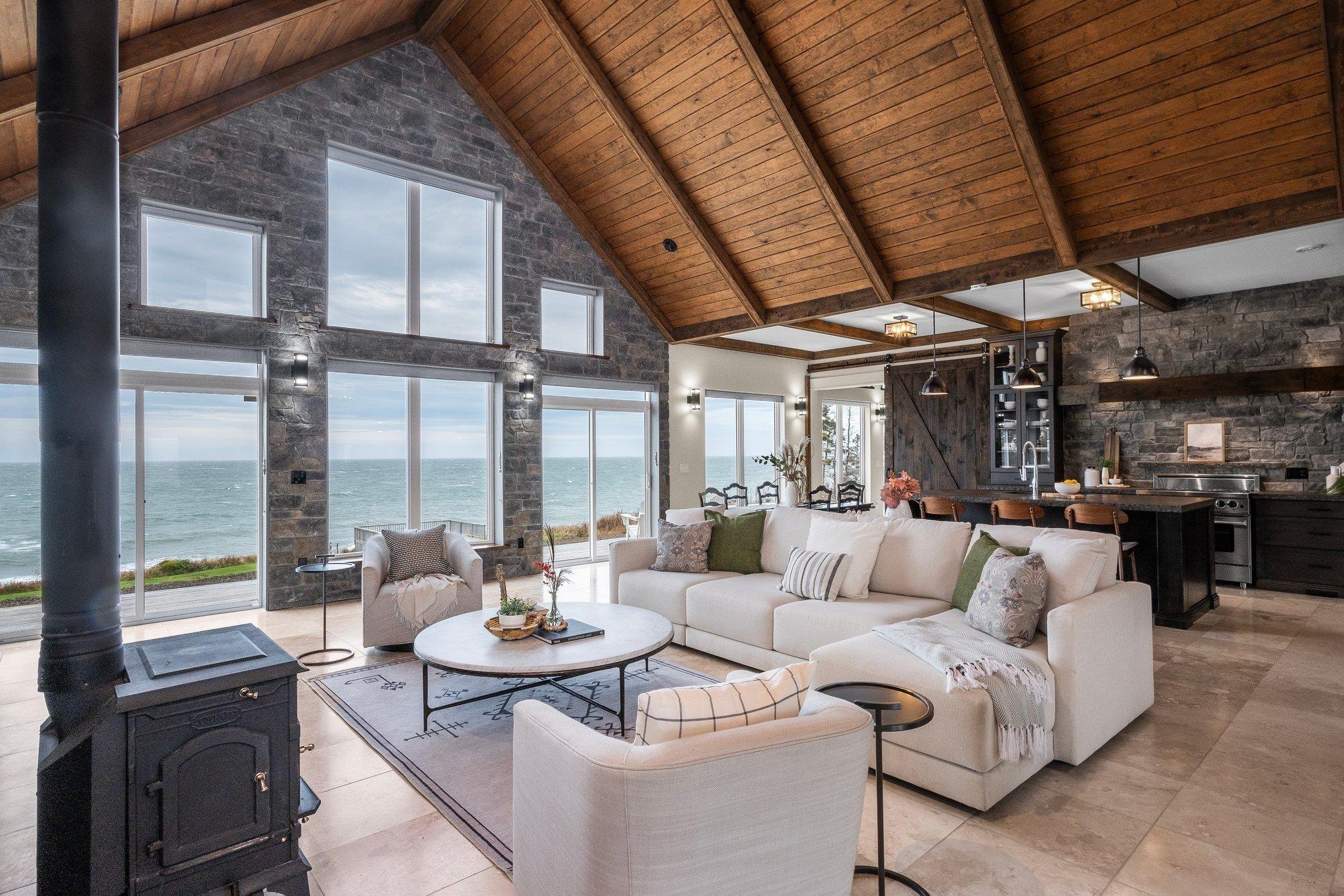 $1,995,000.00: 5199 Shore Road, Parkers Cove