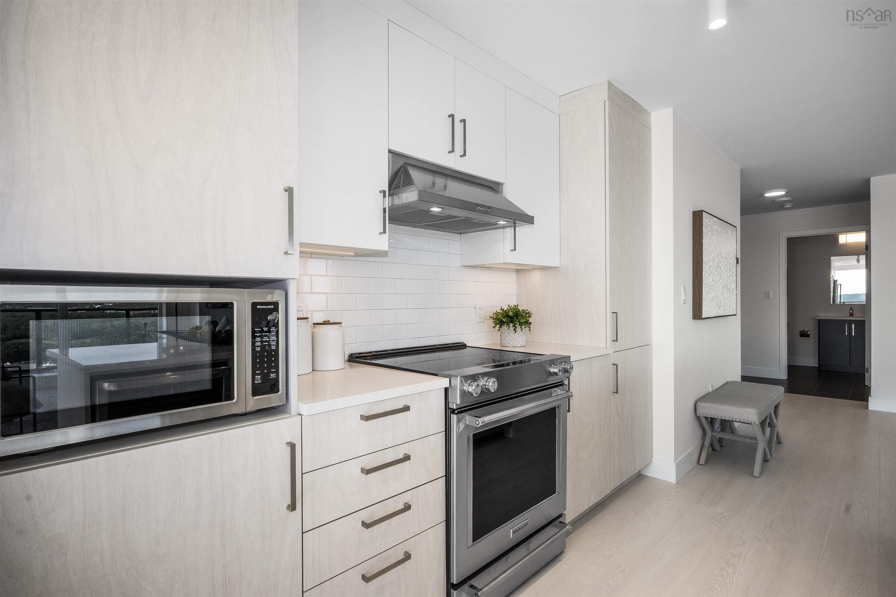 $859,000.00: 1401 72 Seapoint Road, Dartmouth