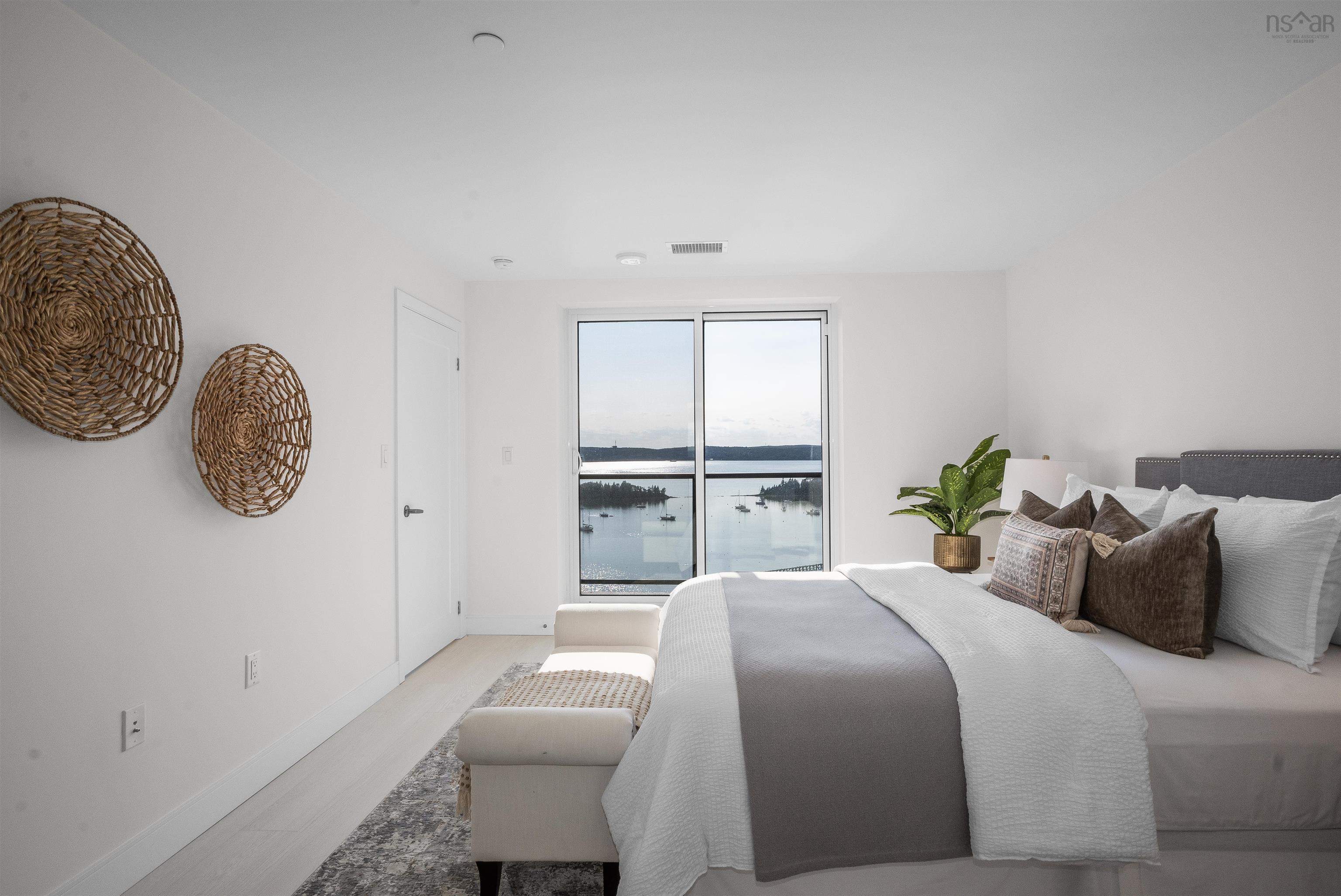 $859,000.00: 1401 72 Seapoint Road, Dartmouth