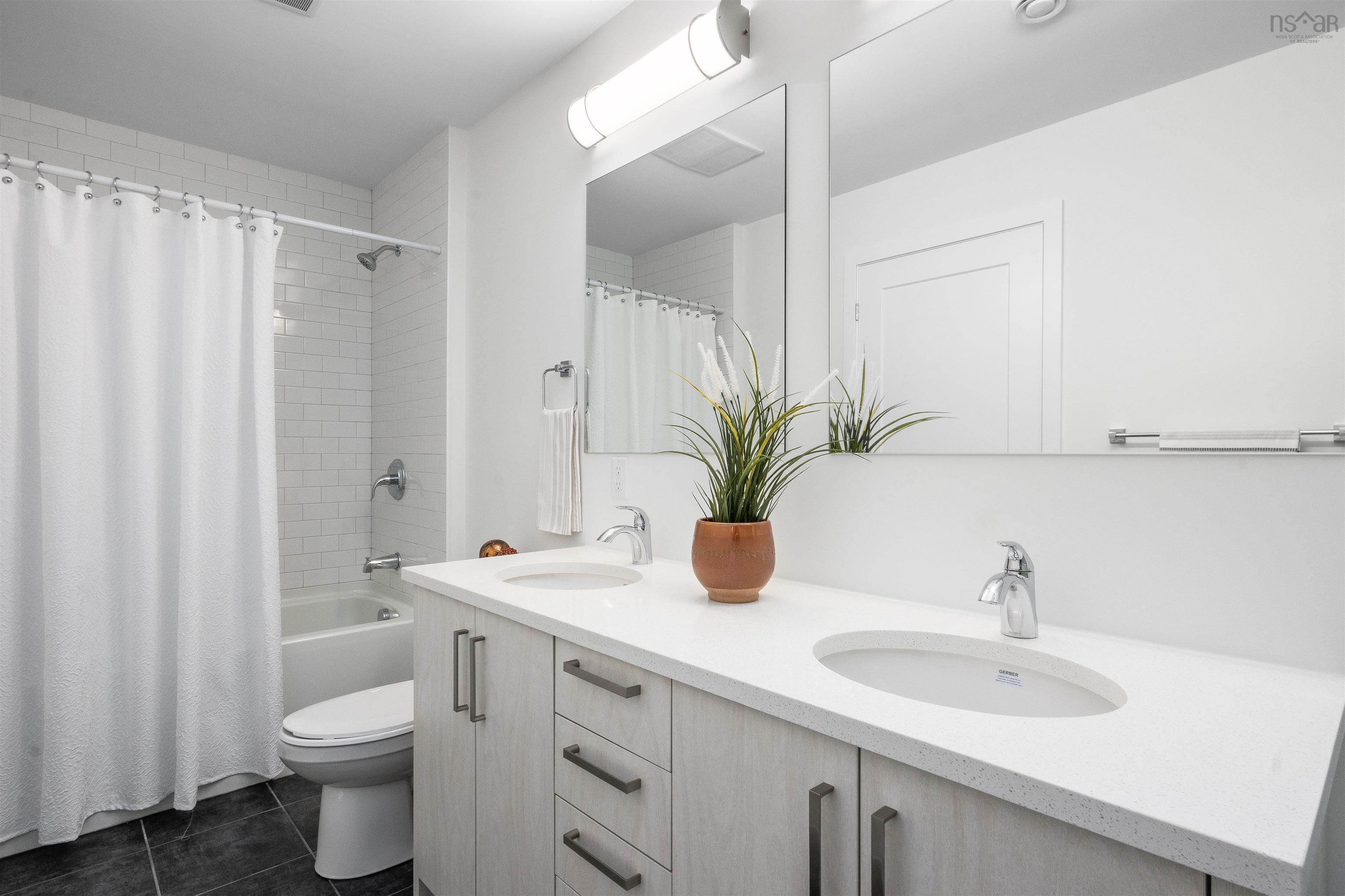 $859,000.00: 1401 72 Seapoint Road, Dartmouth
