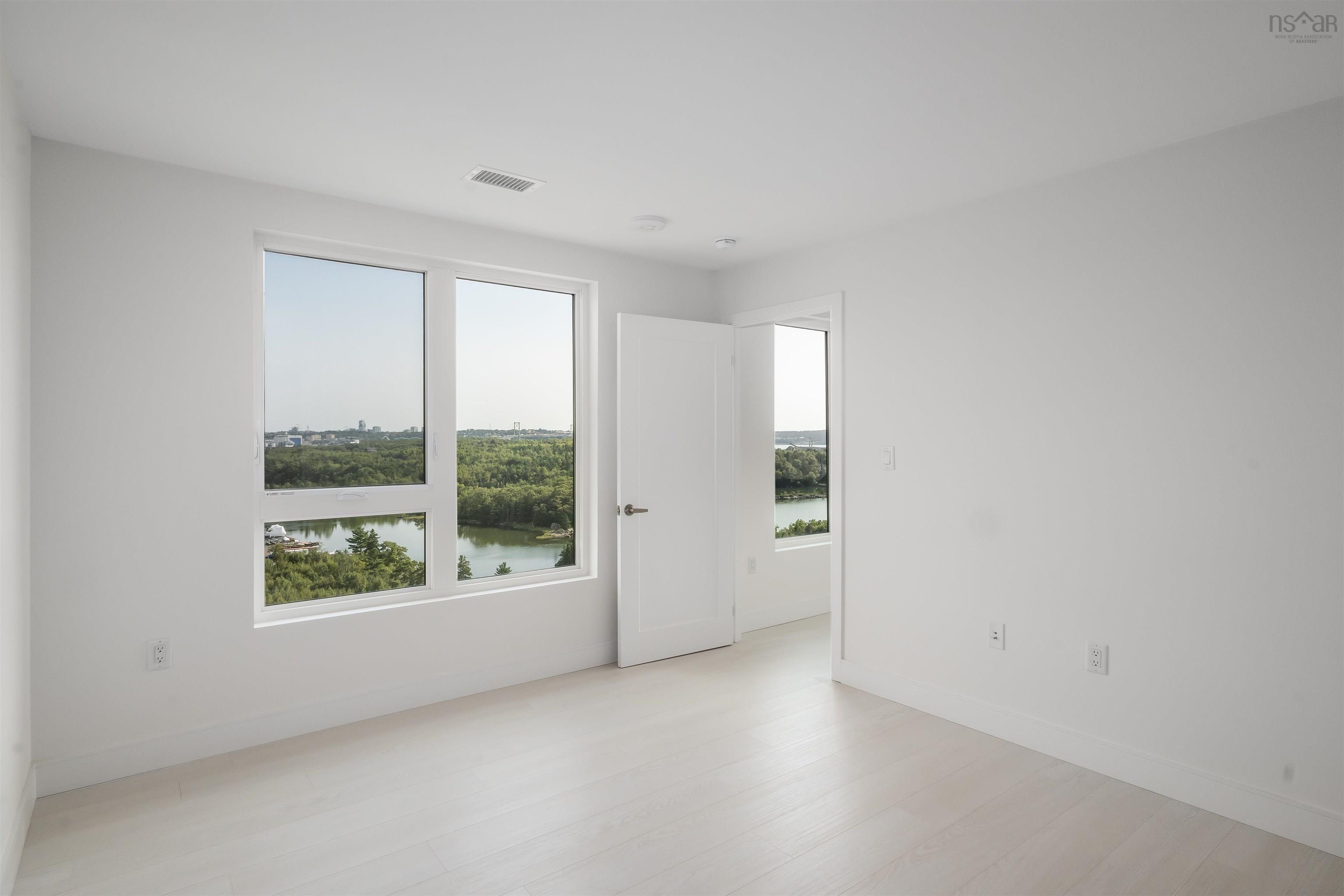 $859,000.00: 1401 72 Seapoint Road, Dartmouth