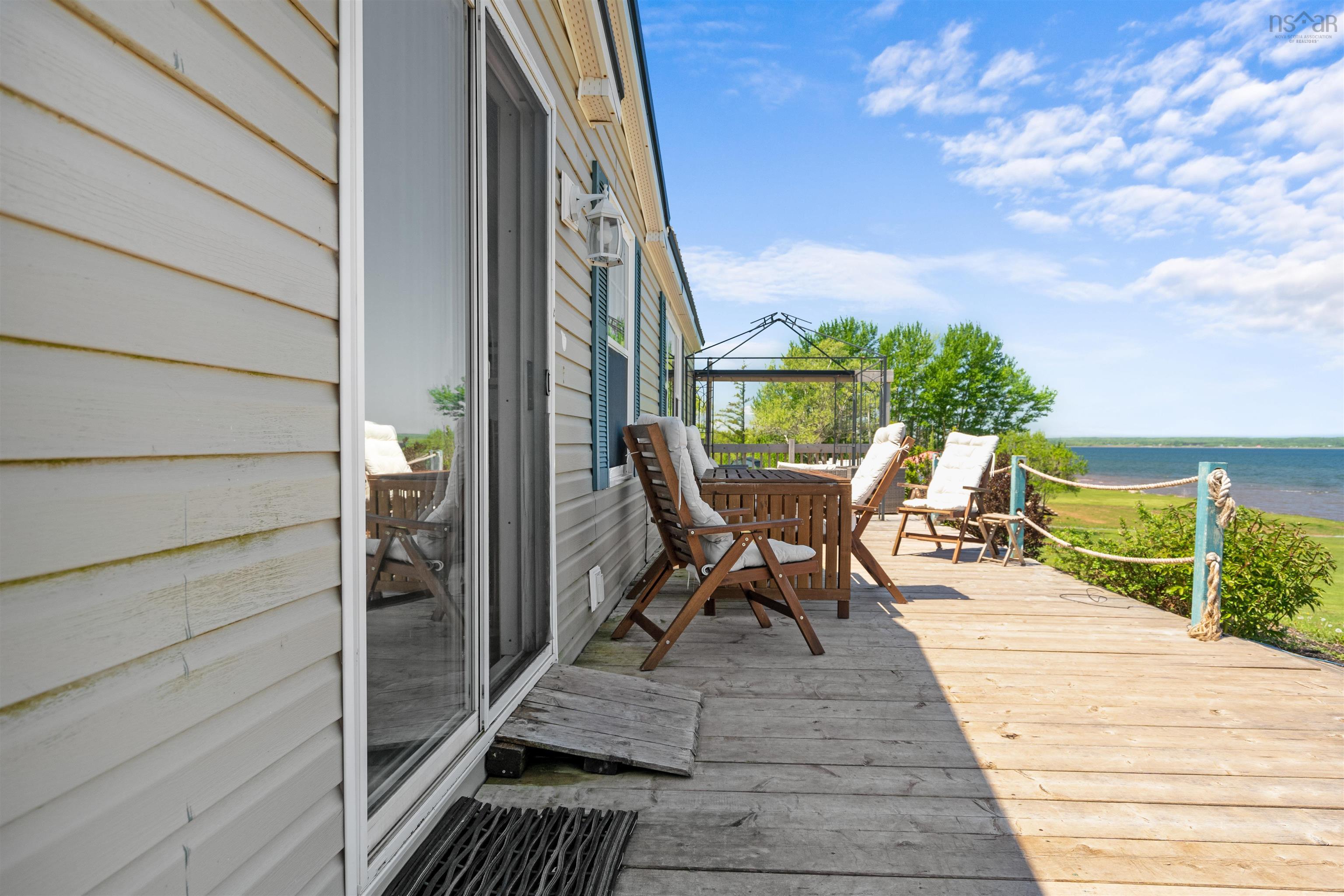 $343,000.00: 95 Chambers Lane, Sand Point