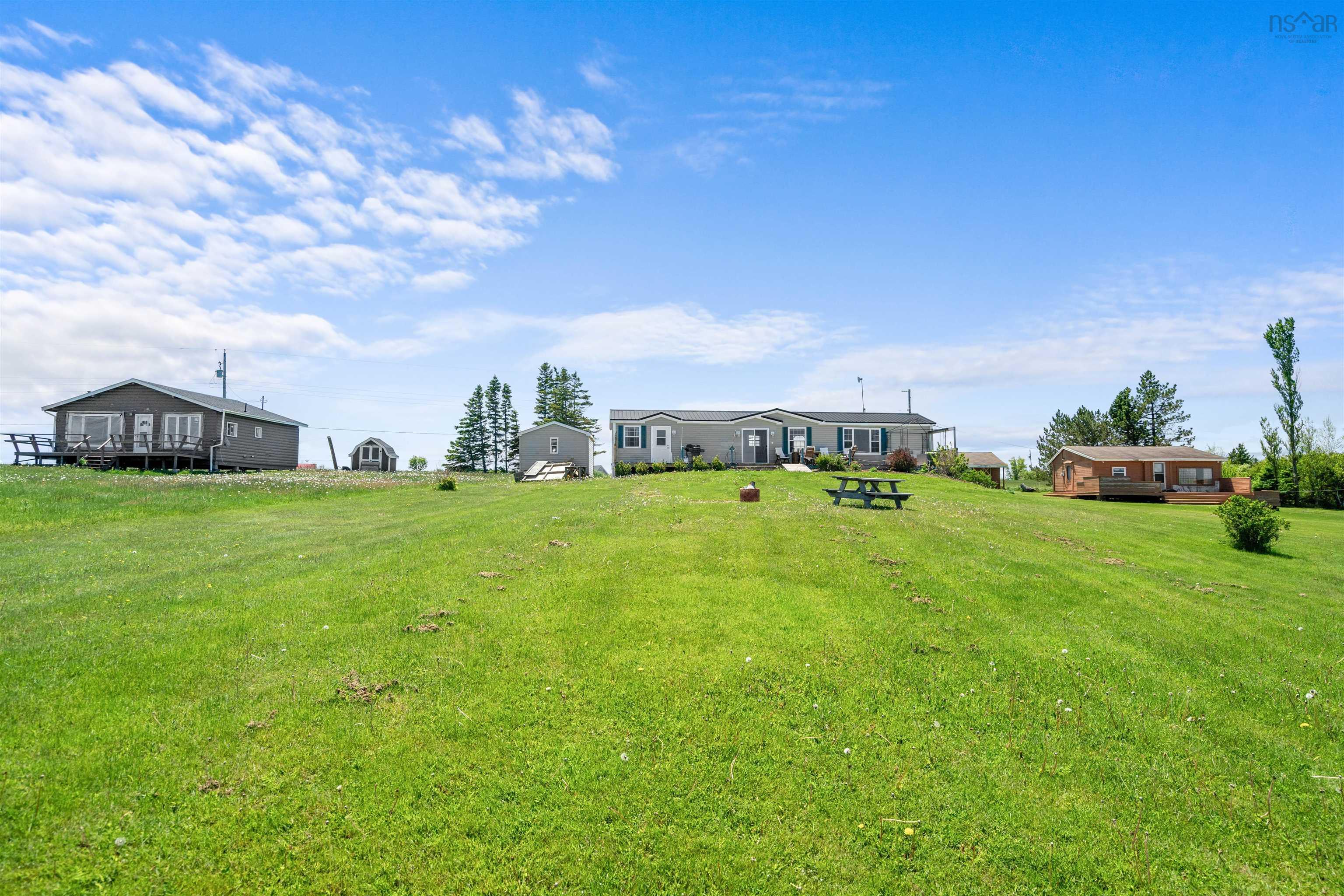 $343,000.00: 95 Chambers Lane, Sand Point