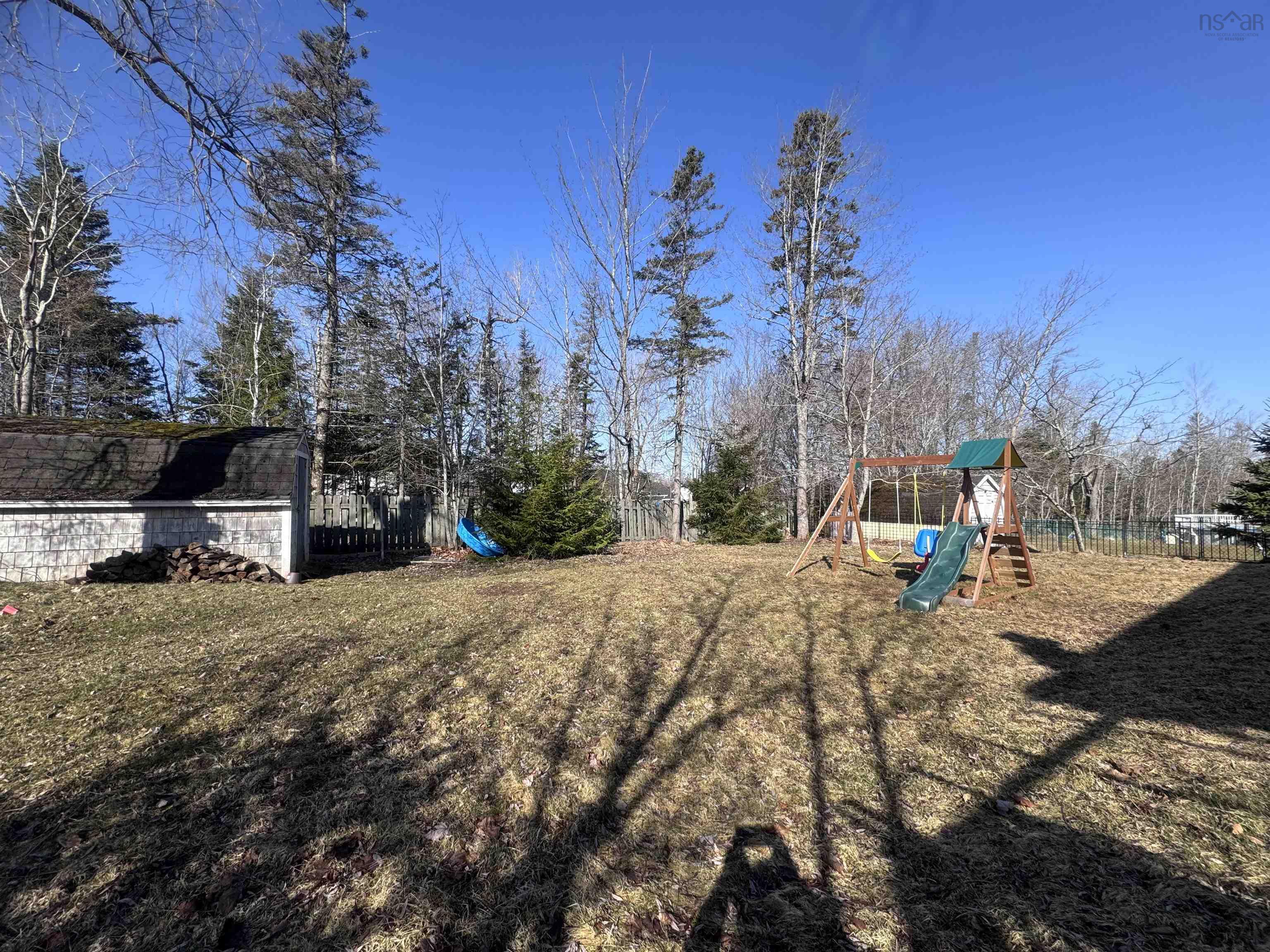 $350,000.00: 40 Westwood Drive, Truro