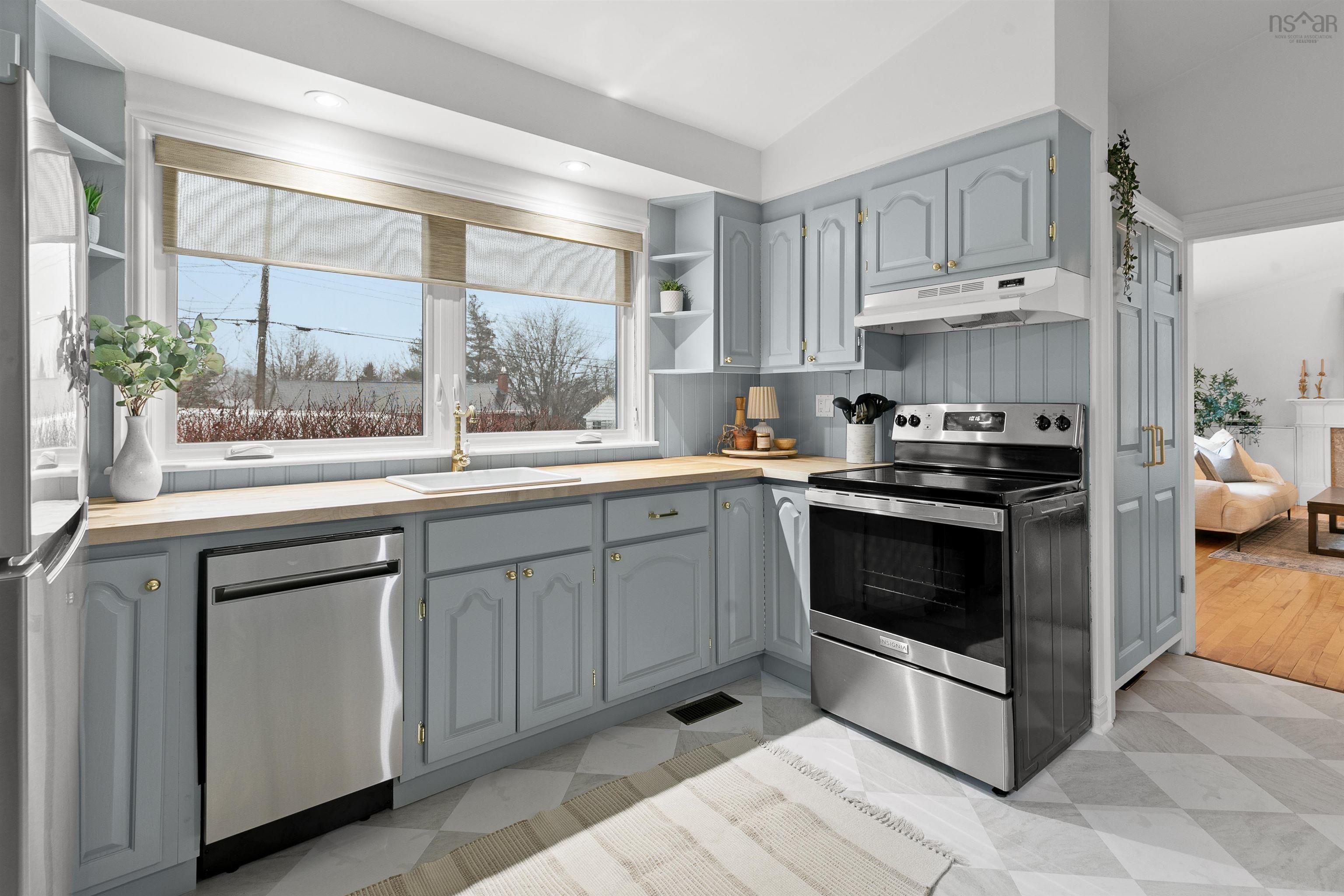 $549,900.00: 28 Anderson Street, Dartmouth