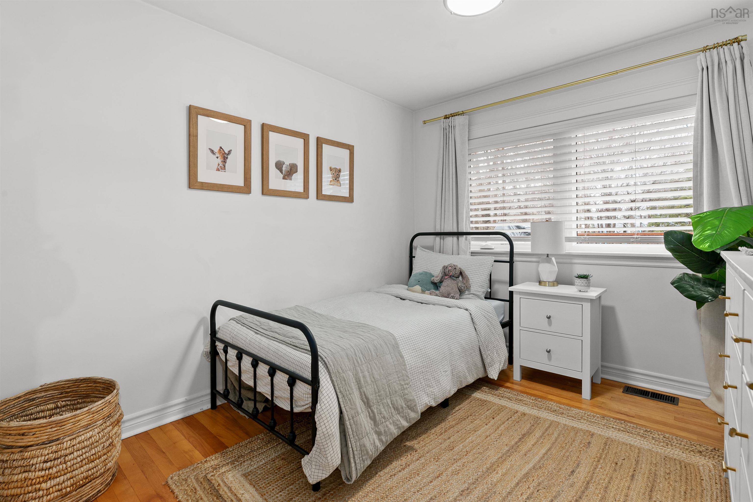 $549,900.00: 28 Anderson Street, Dartmouth