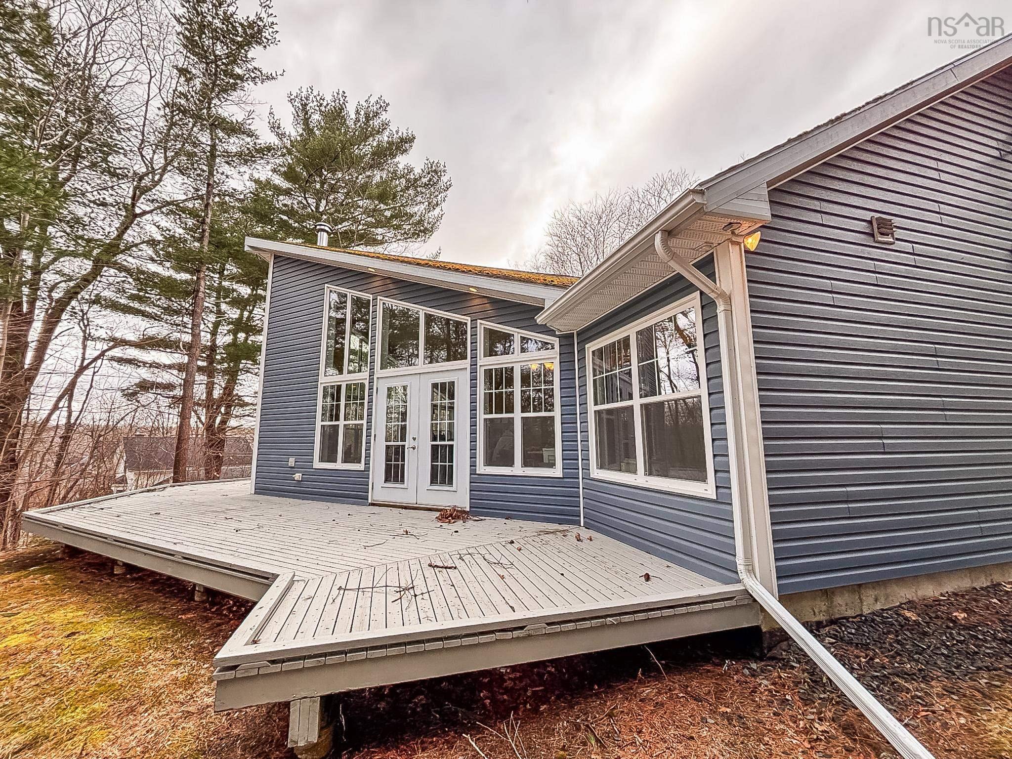 $399,900.00: 839 Lahave Street, Bridgewater