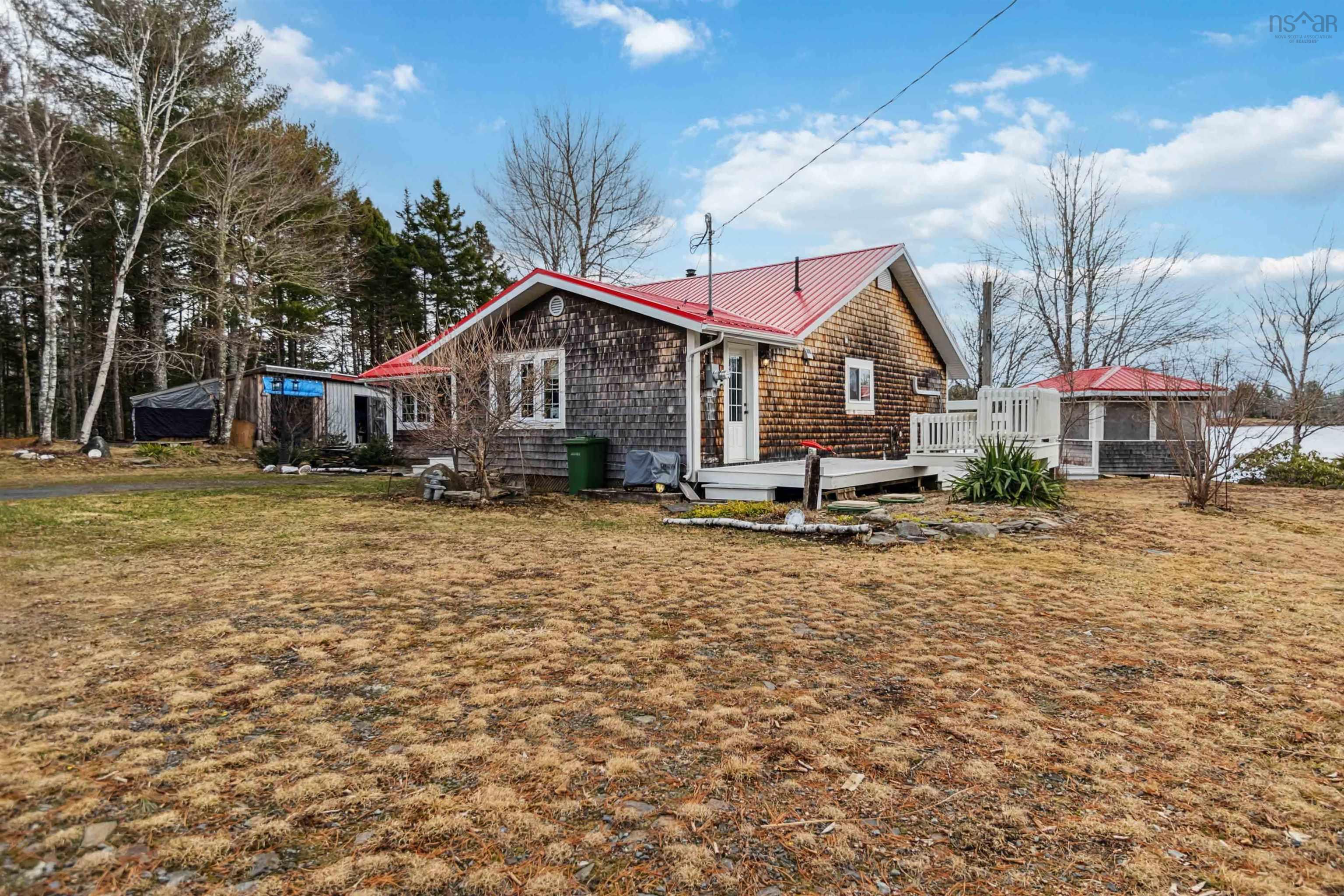 $435,000.00: 157 Freeman Lake Lane, Caledonia