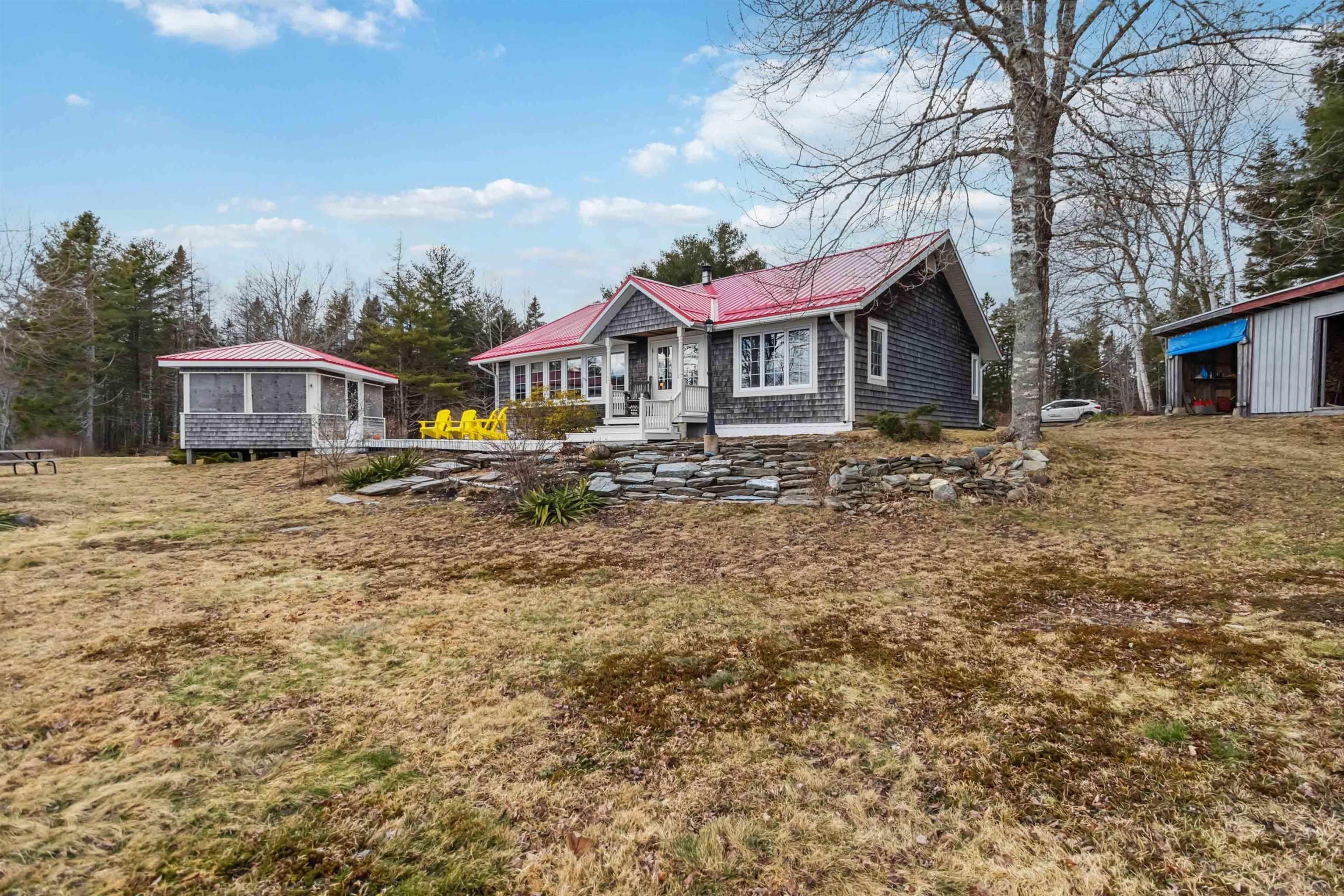 $435,000.00: 157 Freeman Lake Lane, Caledonia