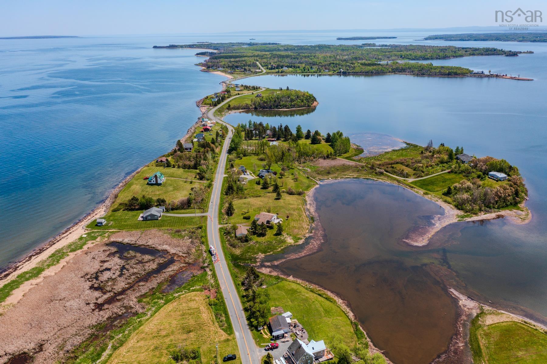 $389,900.00: 496 Caribou Island Road, Caribou Island