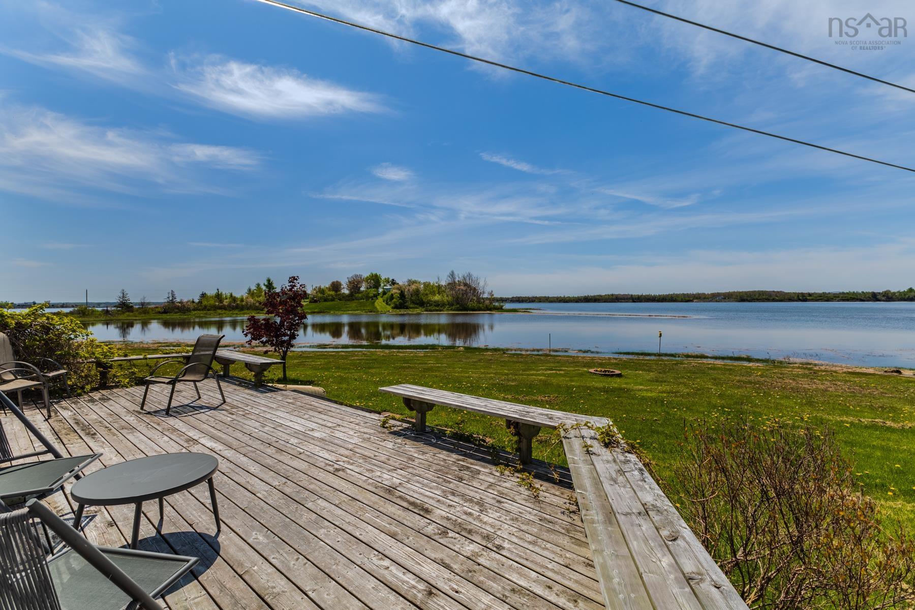 $389,900.00: 496 Caribou Island Road, Caribou Island