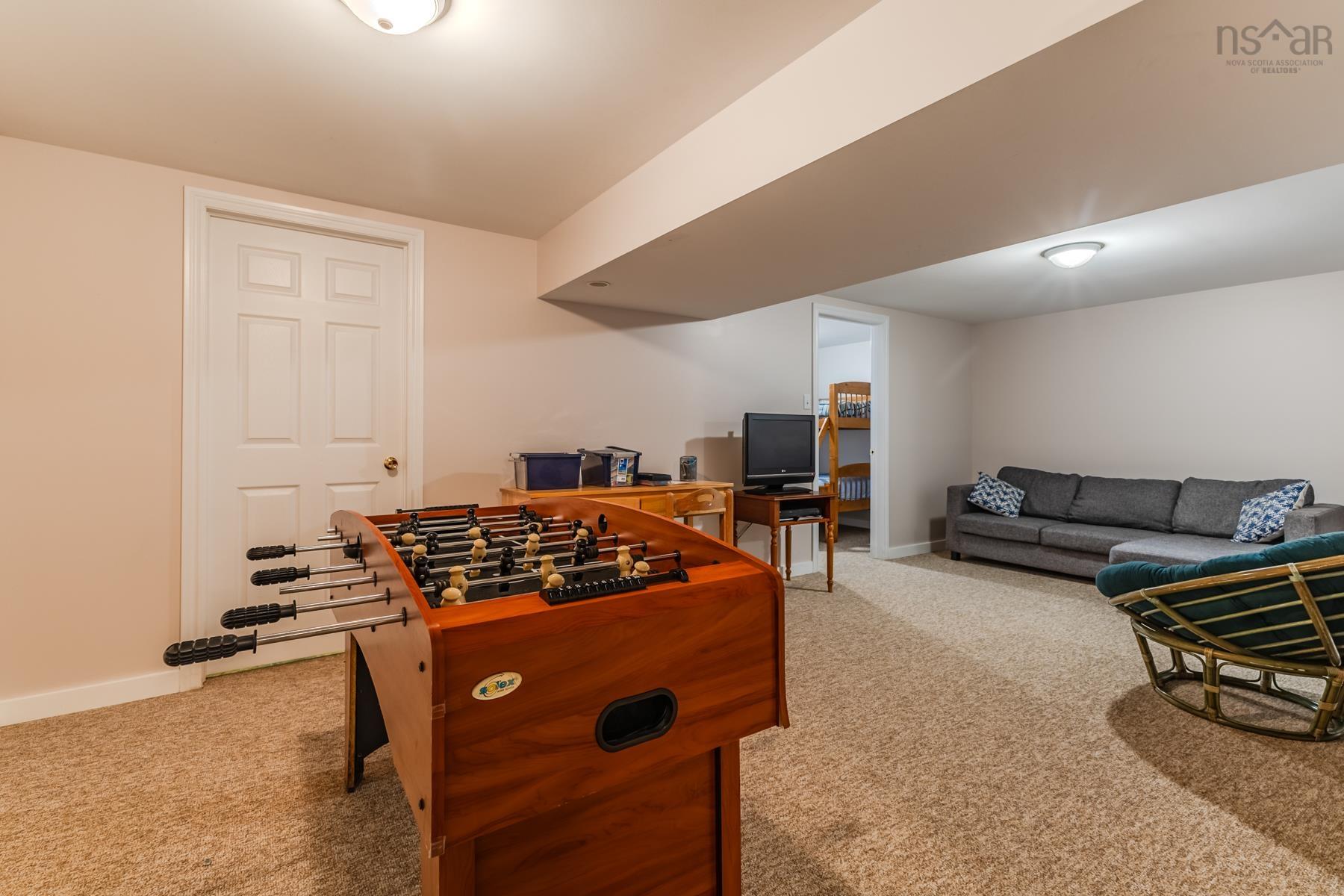 $389,900.00: 496 Caribou Island Road, Caribou Island