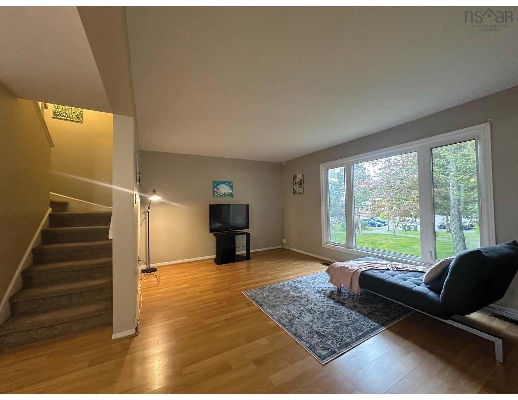 $405,000.00: 19 Westridge Drive, Halifax