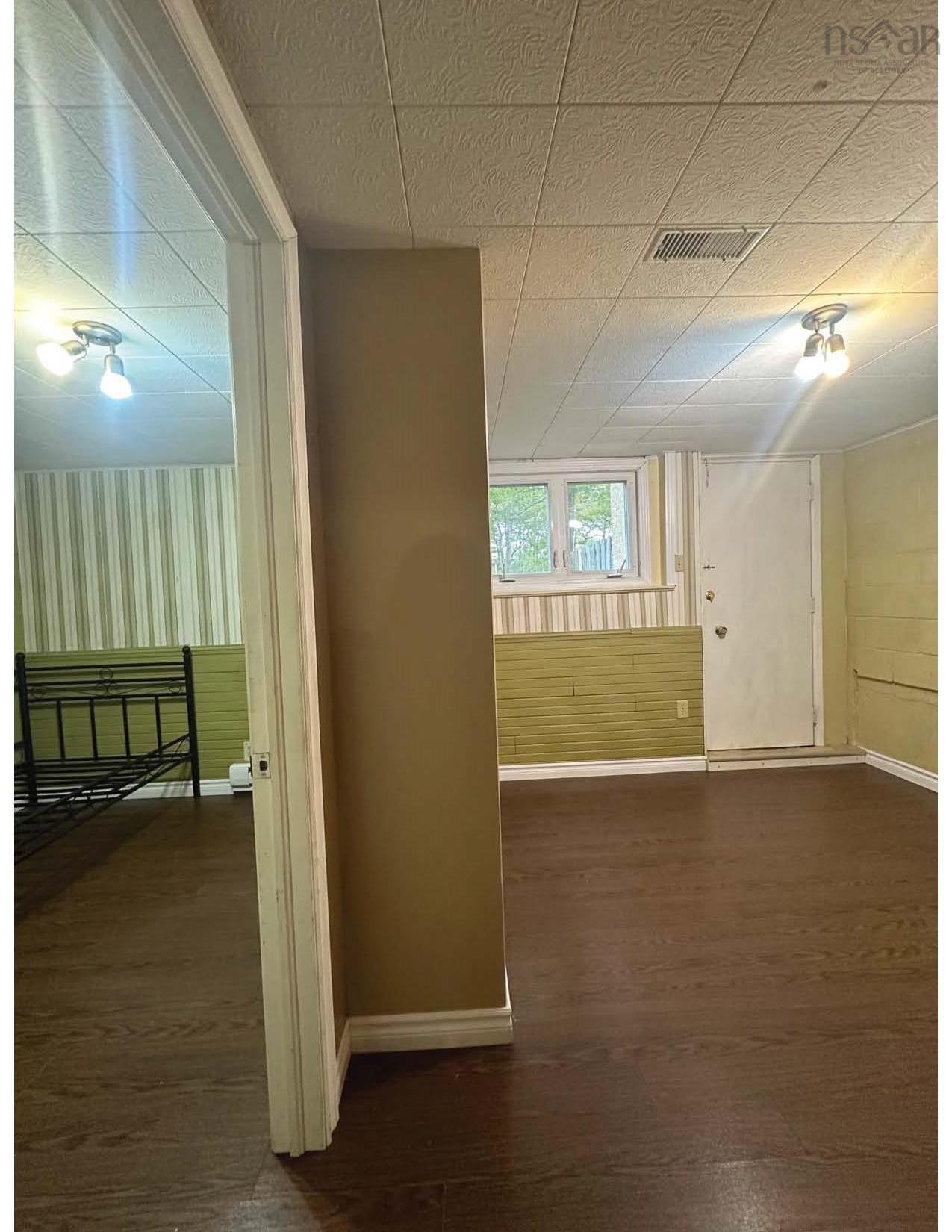 $405,000.00: 19 Westridge Drive, Halifax
