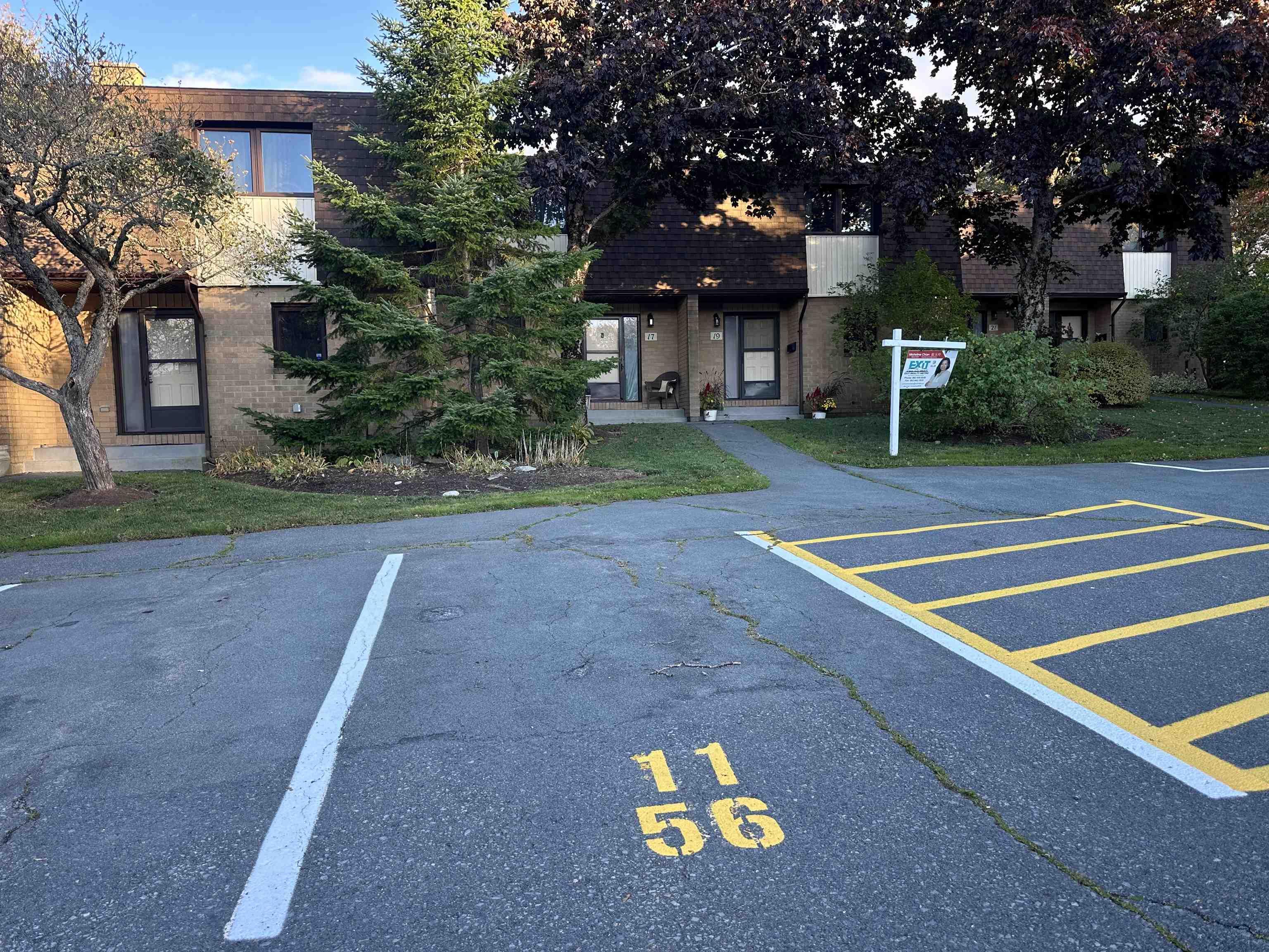 $405,000.00: 19 Westridge Drive, Halifax
