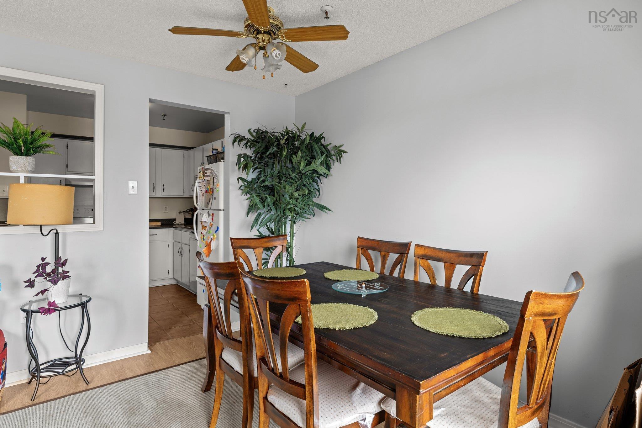 $309,900.00: 231 75 Collins Grove, Dartmouth