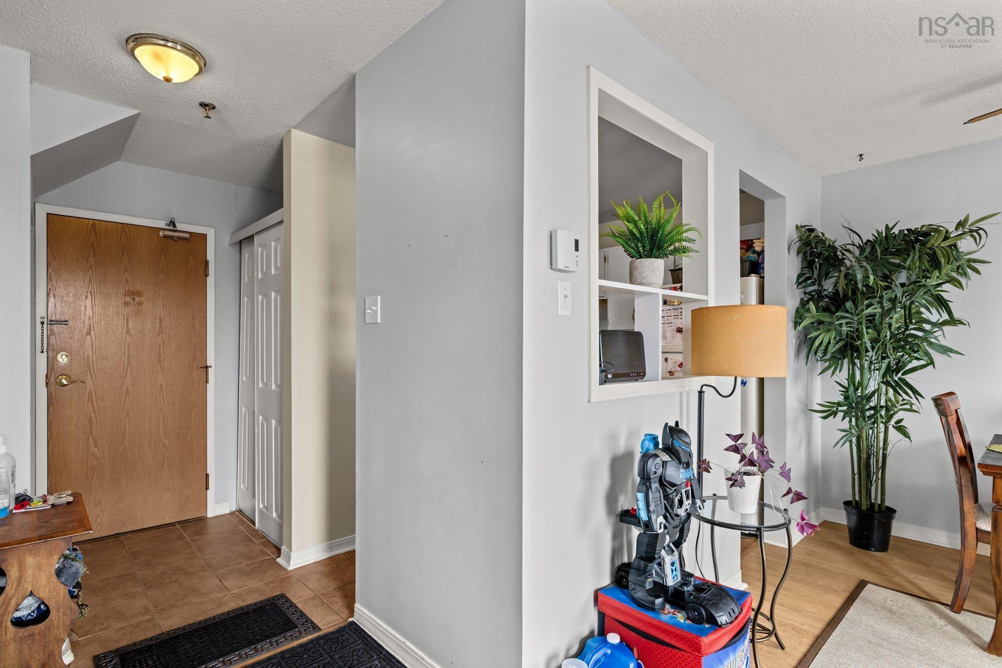 $309,900.00: 231 75 Collins Grove, Dartmouth