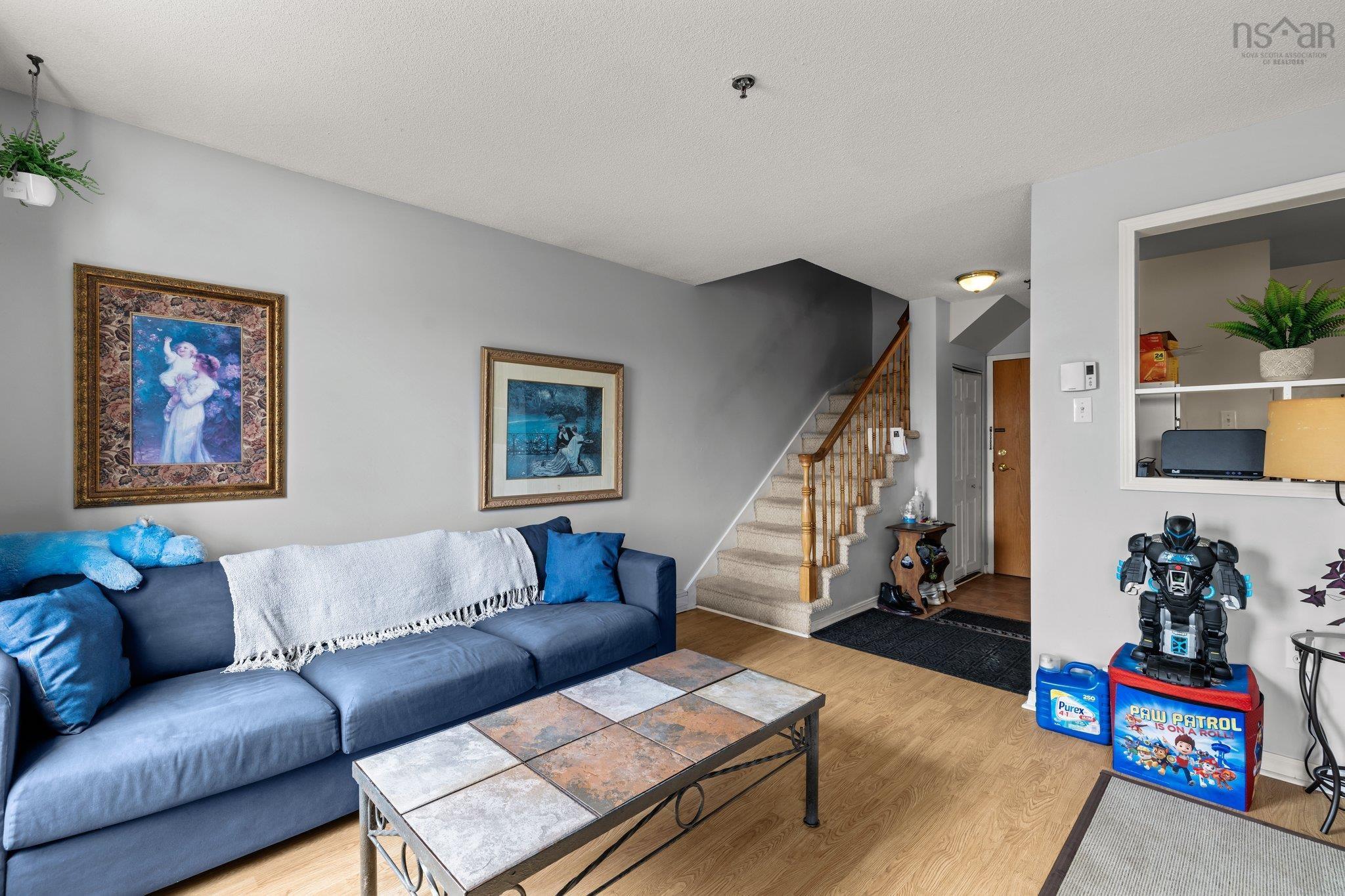 $309,900.00: 231 75 Collins Grove, Dartmouth