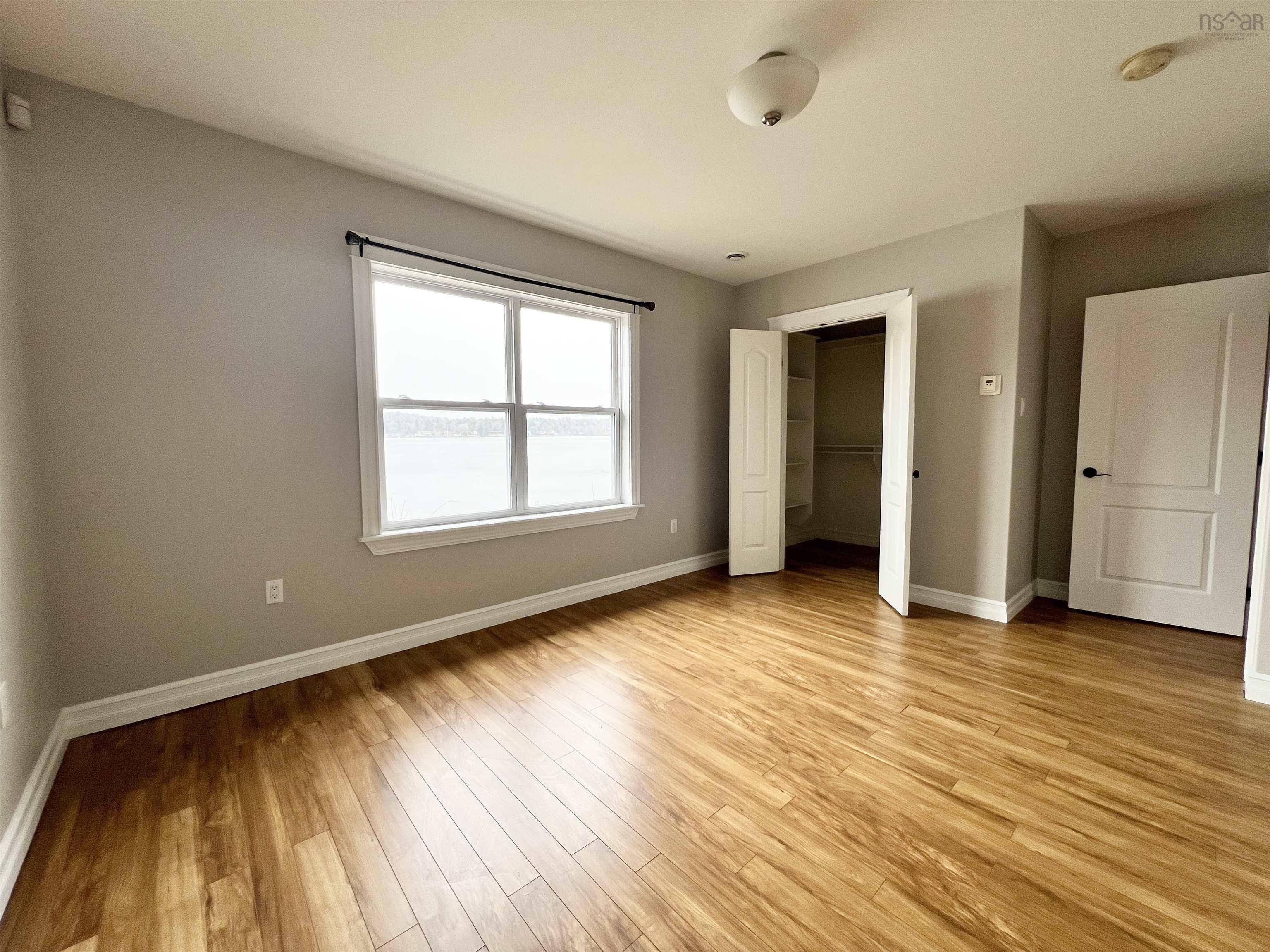 $699,900.00: 239 LAKEVIEW Avenue, Middle Sackville