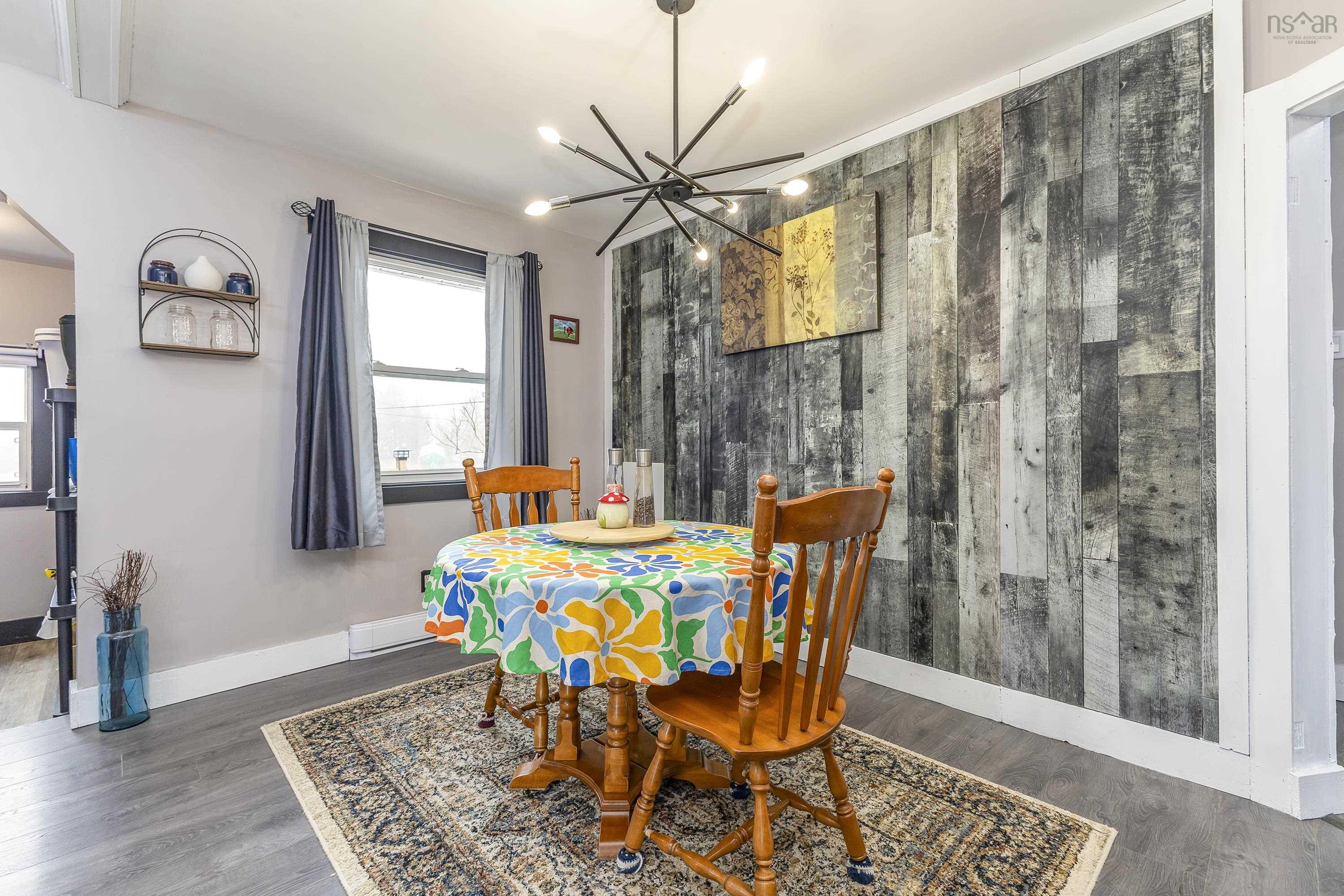 $177,500.00: 4876 Trunk 7 Highway, Liscomb