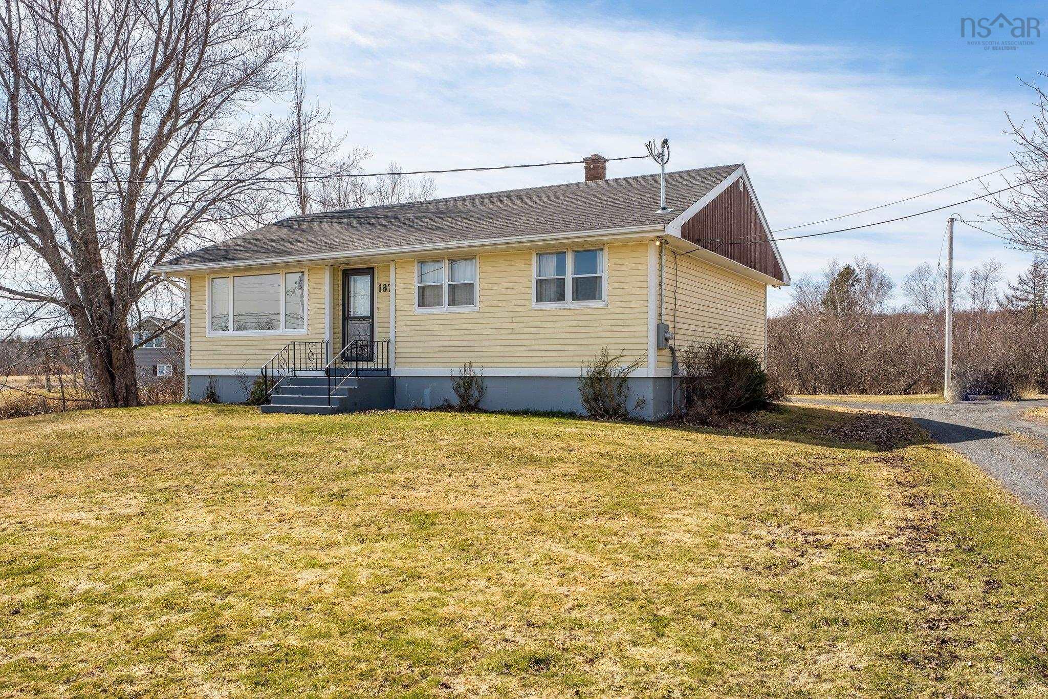 $289,900.00: 1877 Highway 376, Lyons Brook