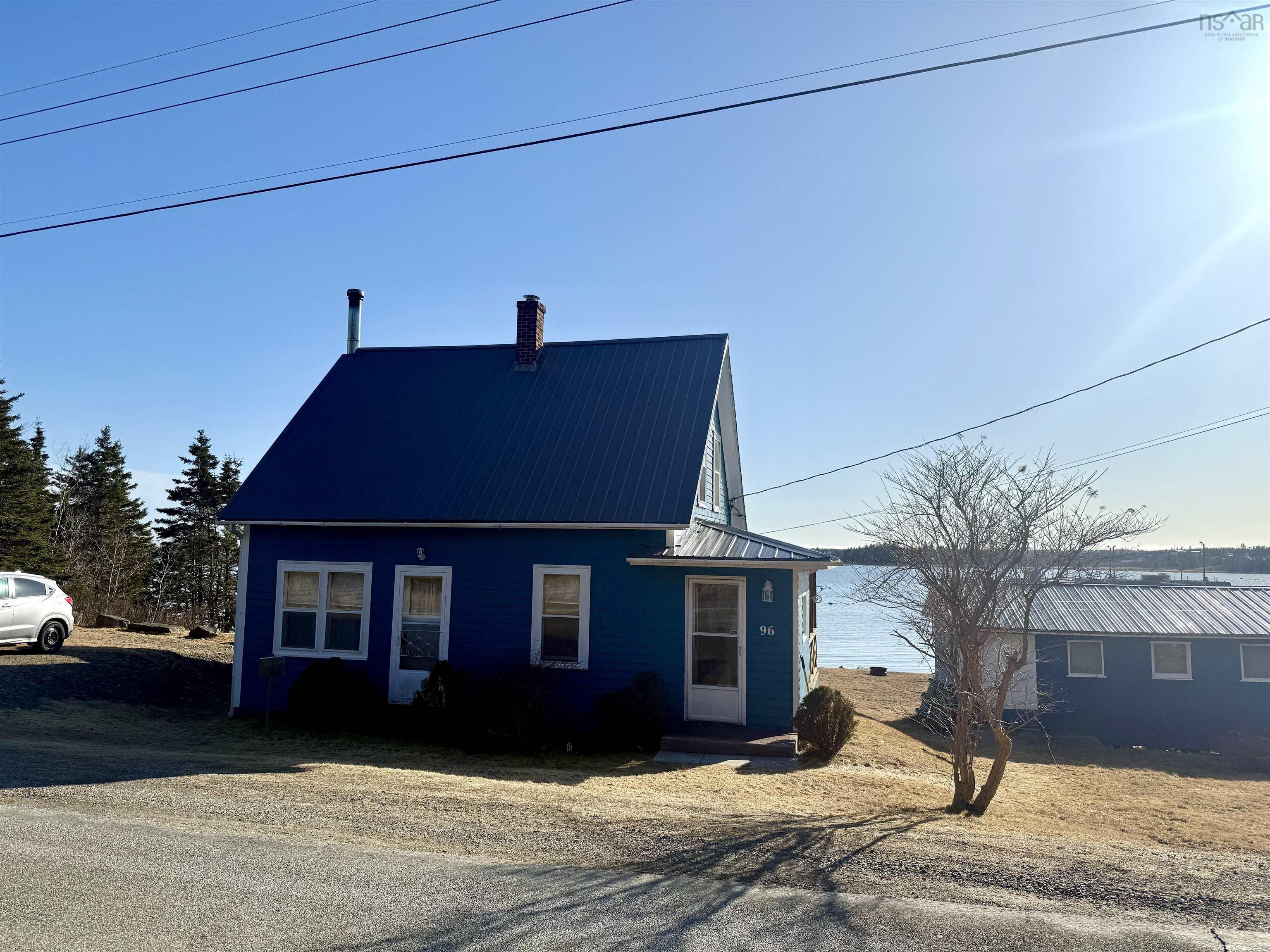 $279,900.00: 96 East Side Bickerton Road, Port Bickerton