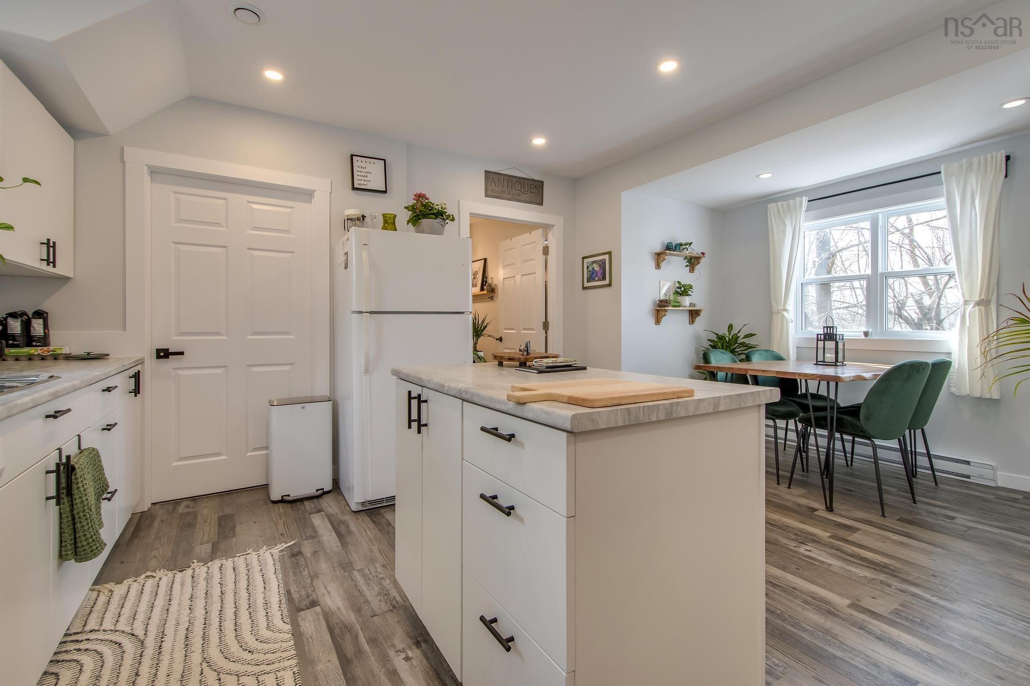 $499,900.00: 321 South Foord Street, Stellarton