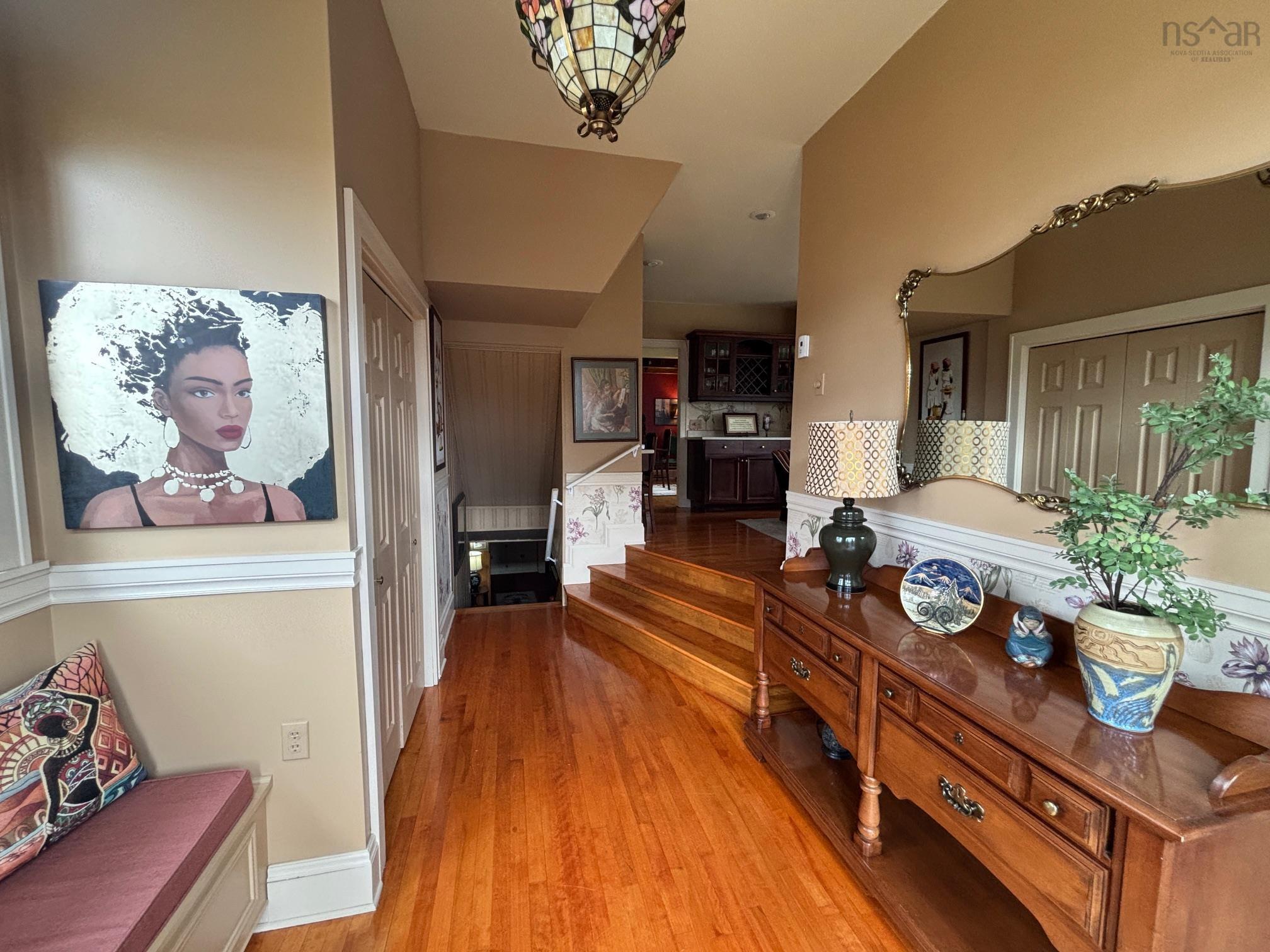 $299,900.00: 650 George Street, New Waterford